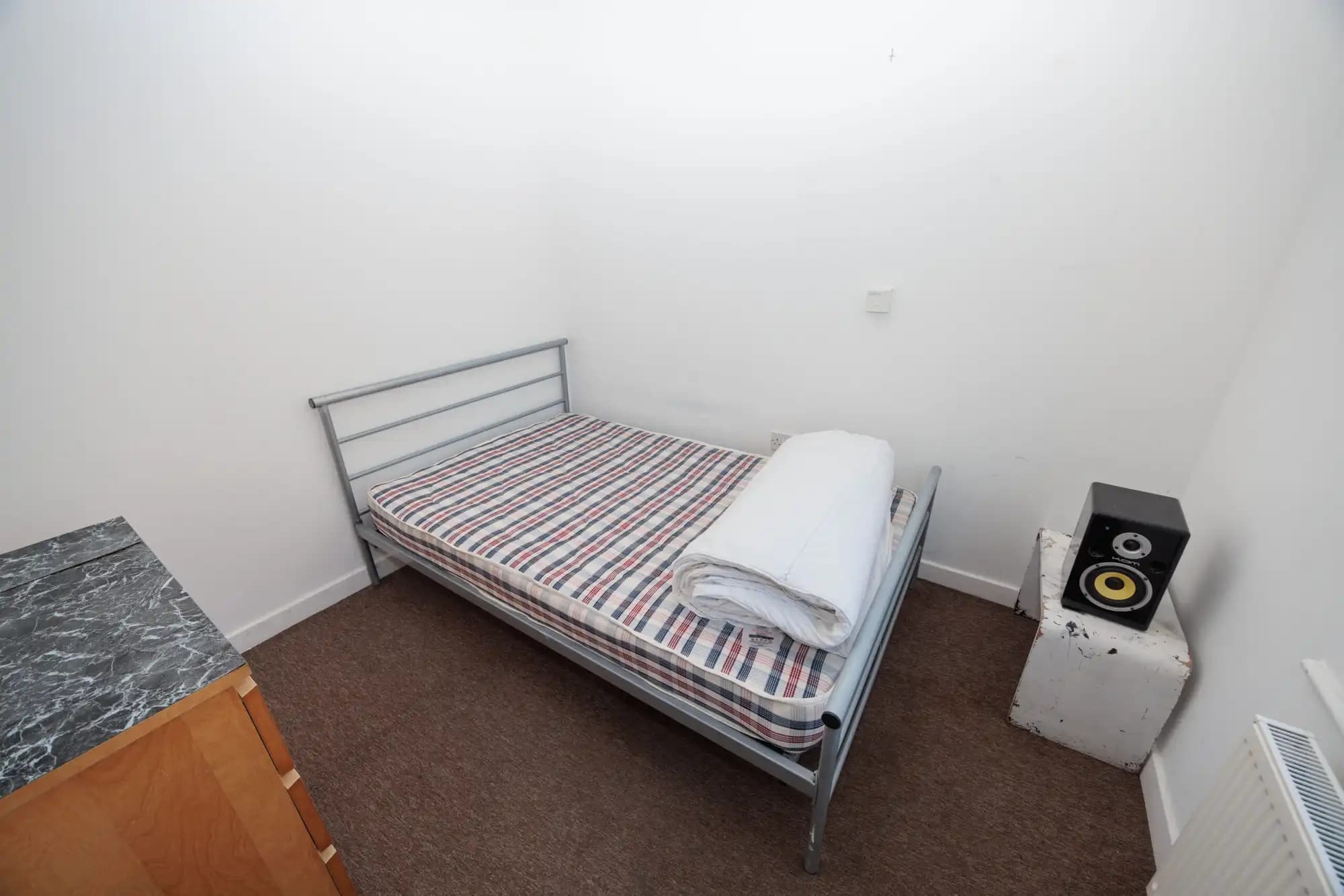 property photo 24 of 65