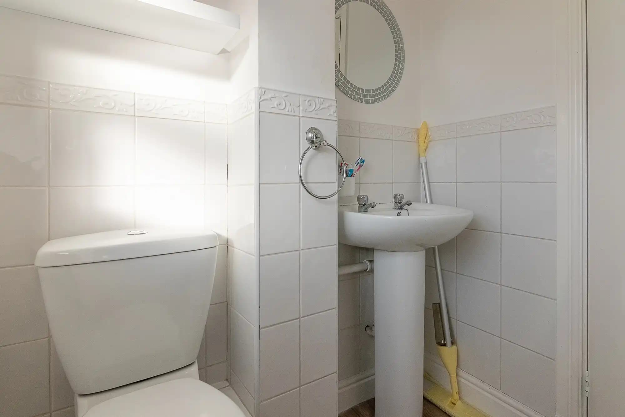 property photo 12 of 16