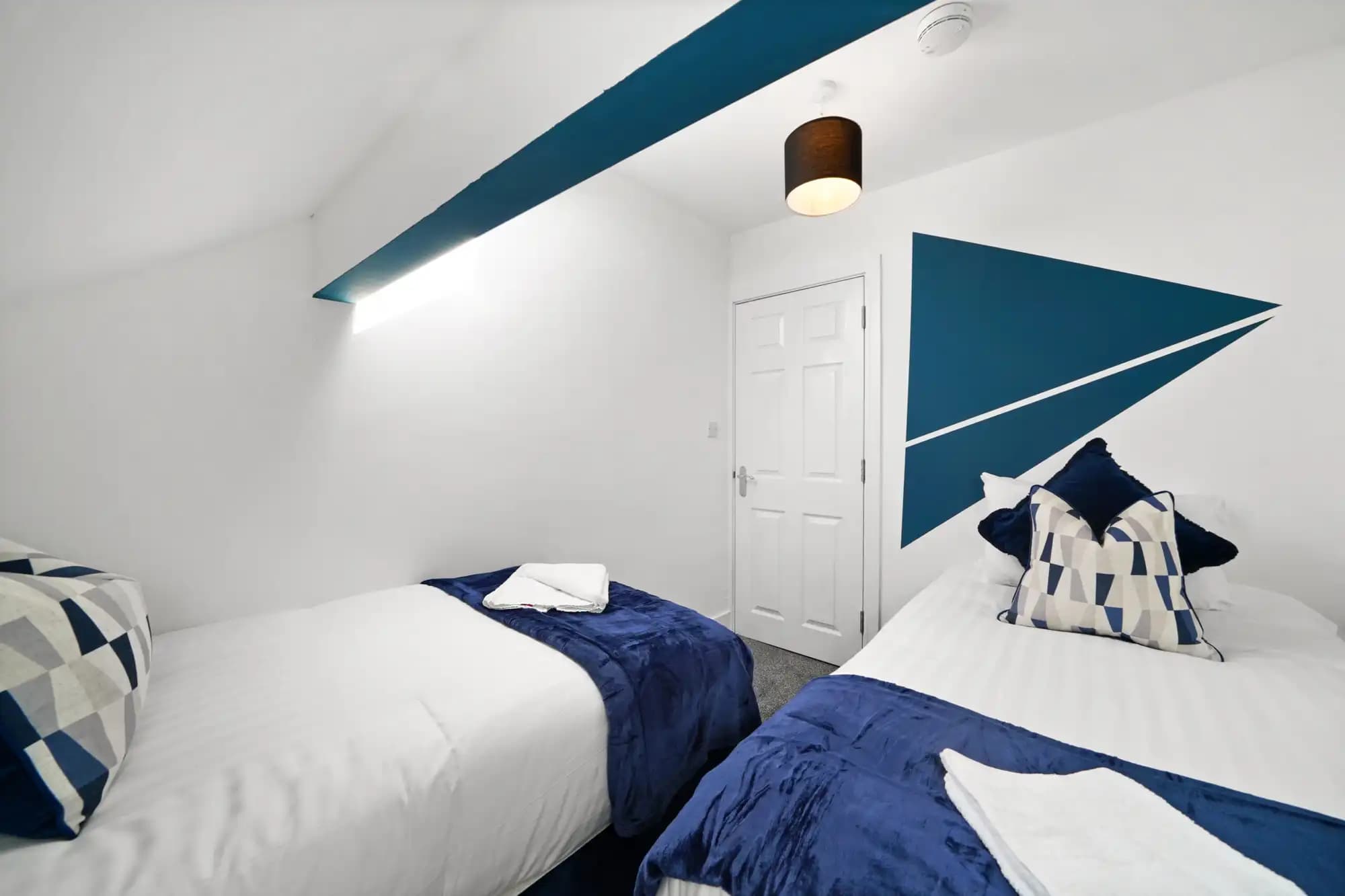 property photo 65 of 128