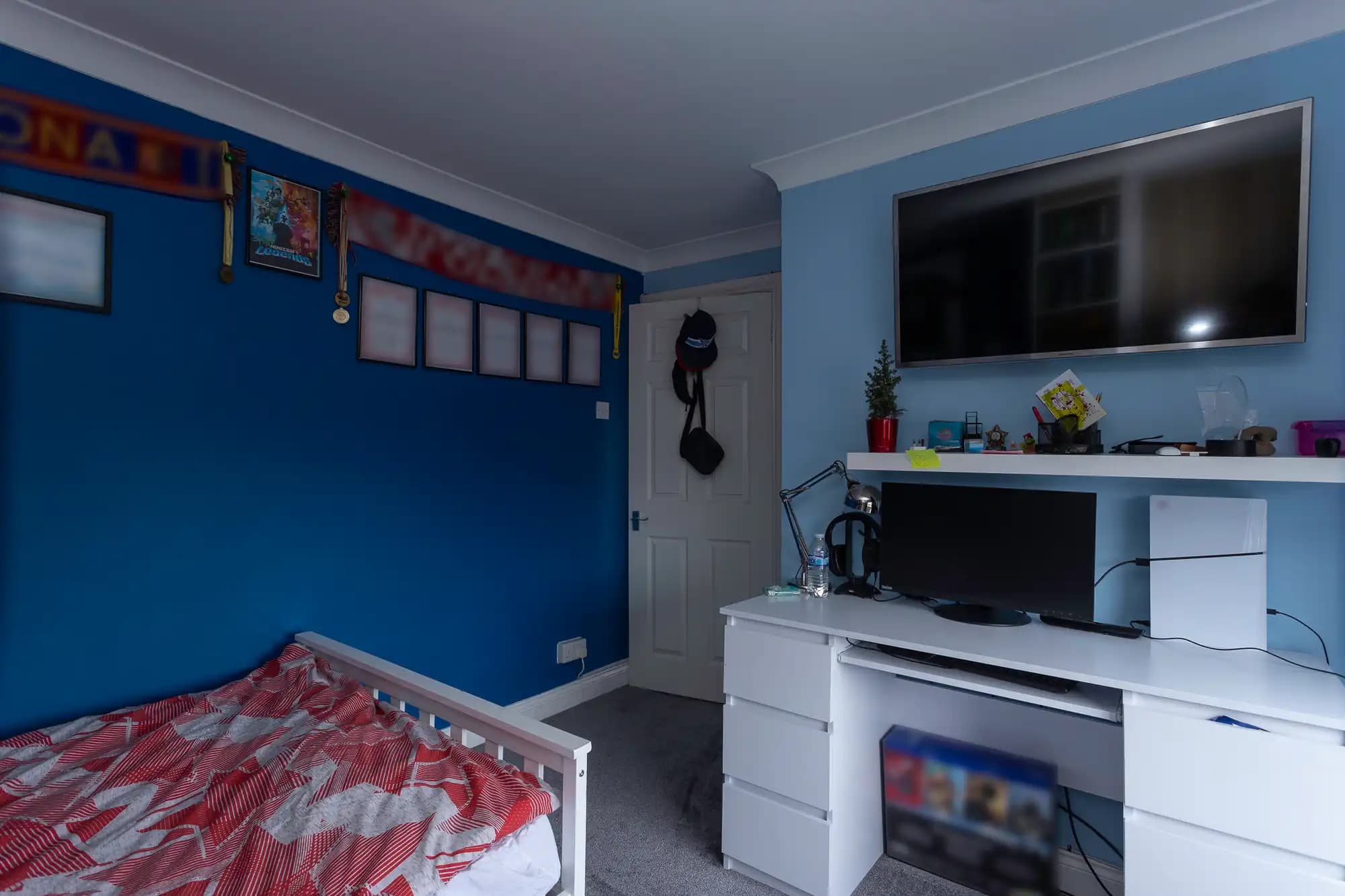 property photo 14 of 17