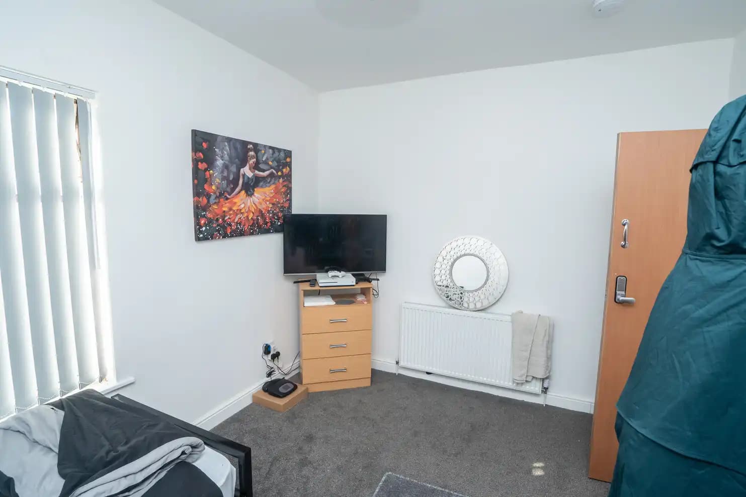 property photo 21 of 26