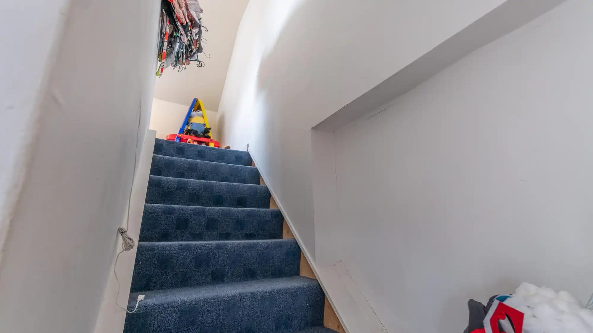 property photo 28 of 32