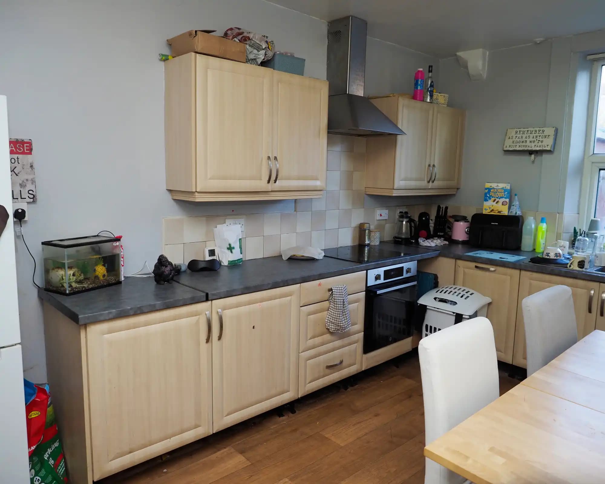 property photo 8 of 19