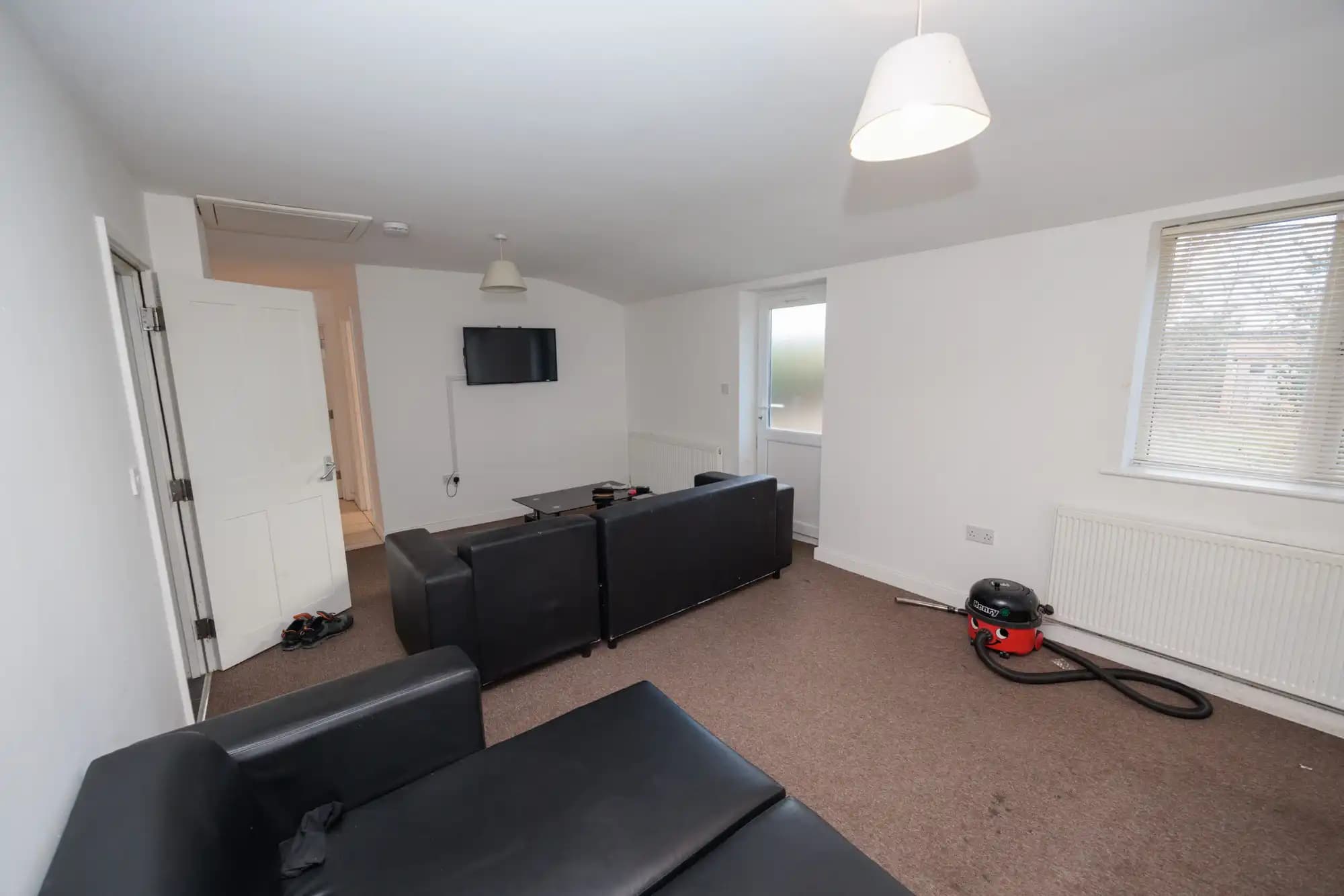 property photo 7 of 65