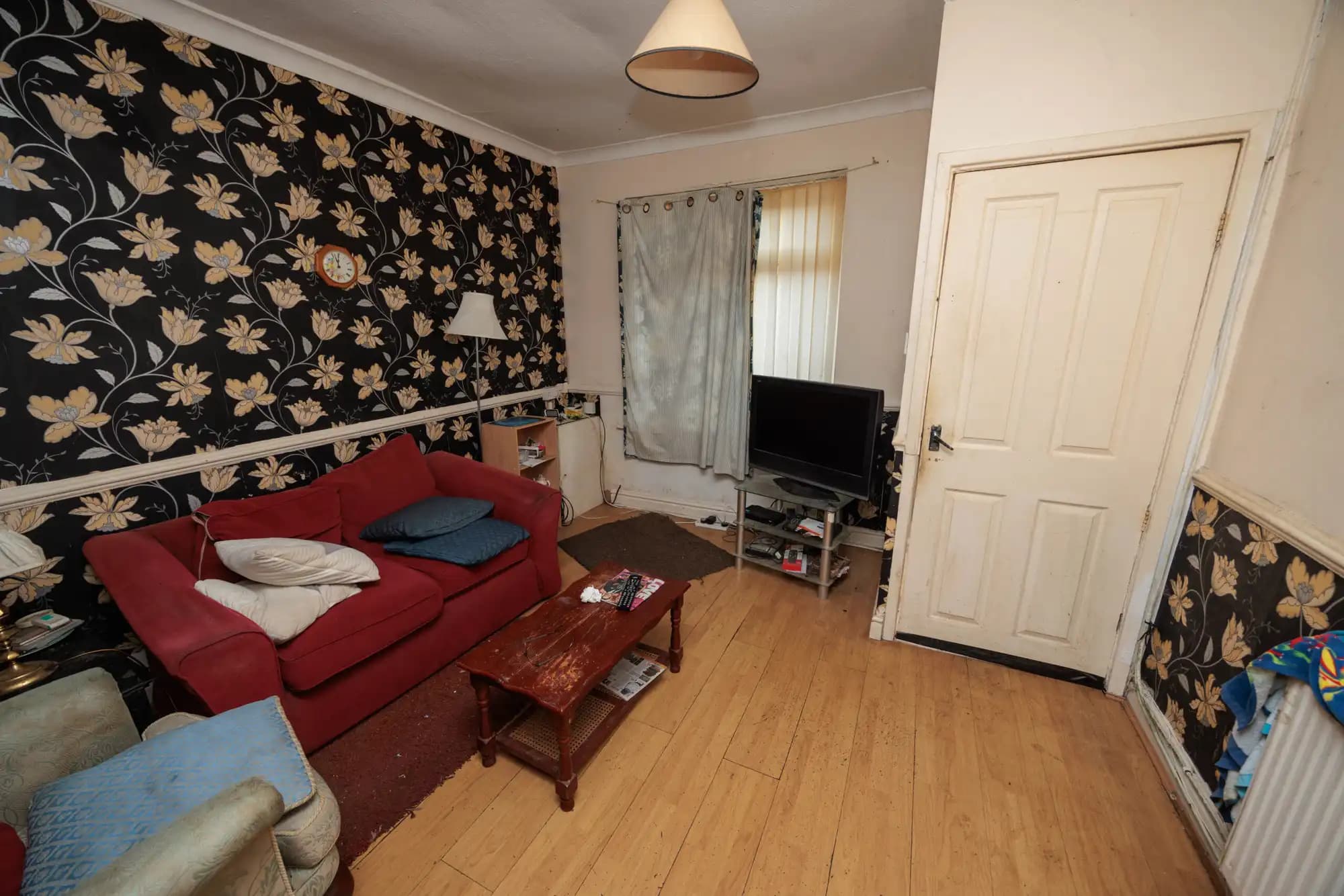 property photo 2 of 22