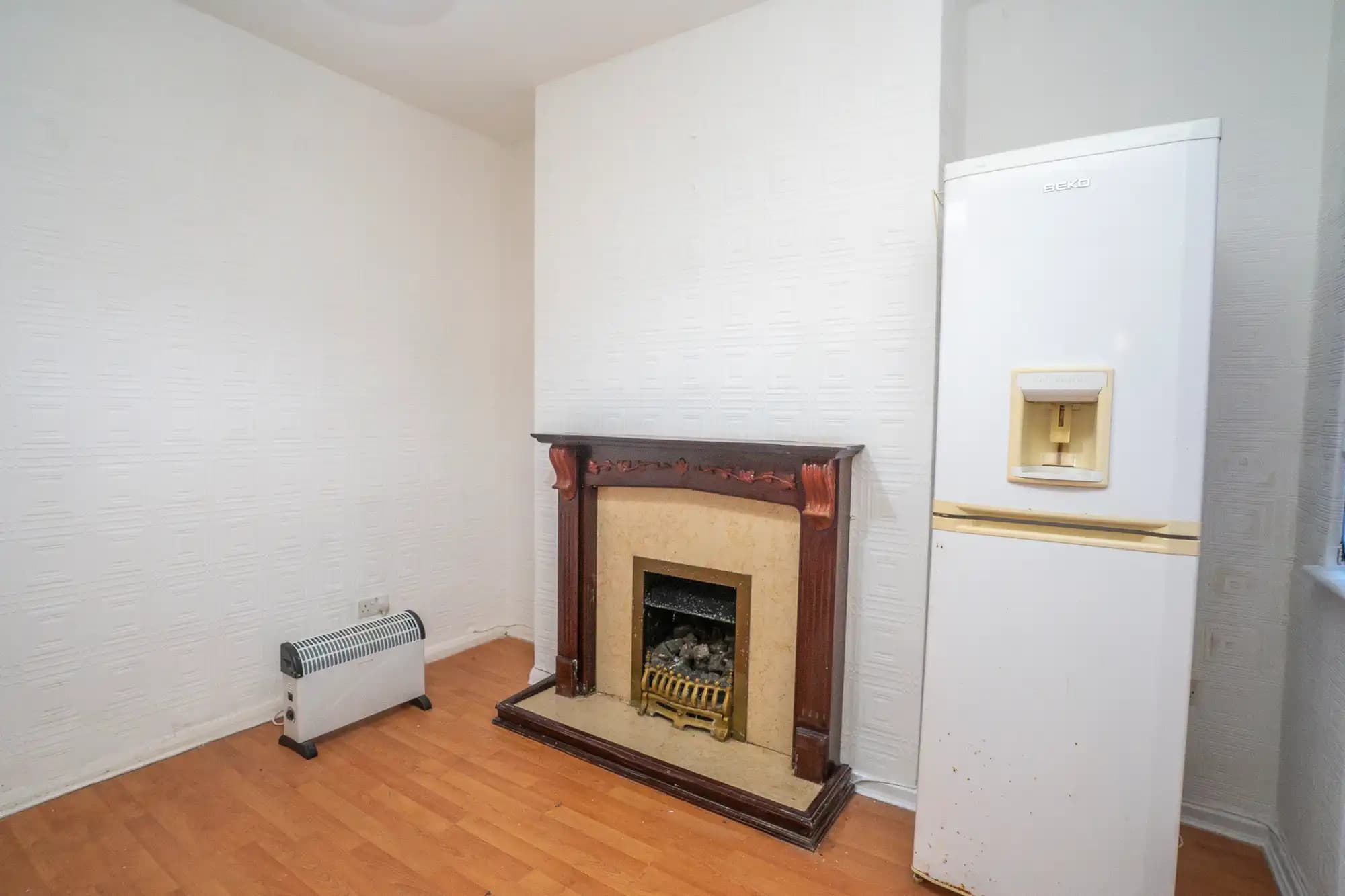 property photo 13 of 28