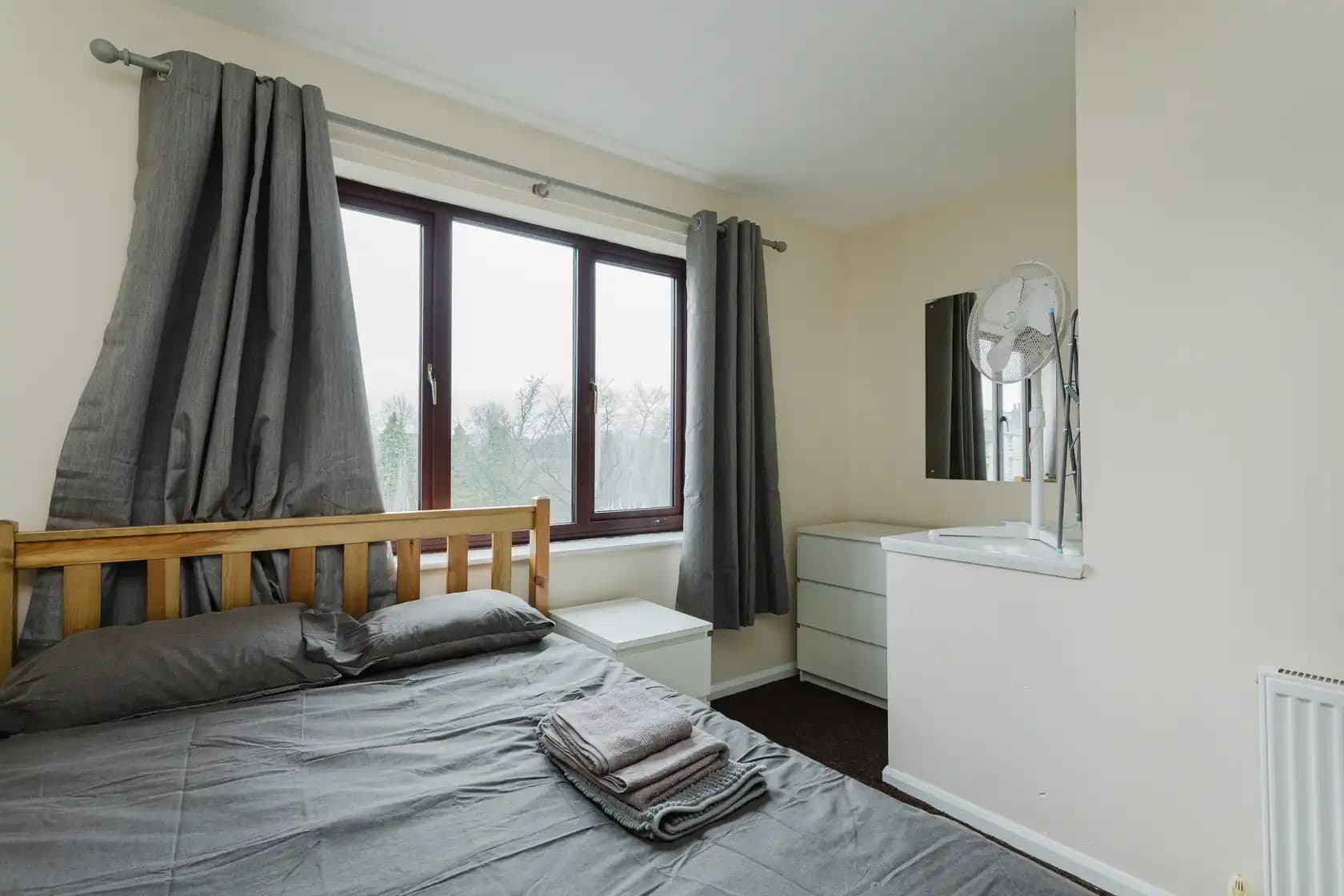 property photo 16 of 19