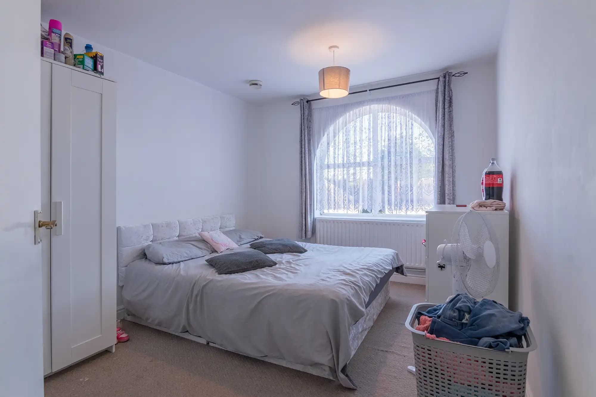 property photo 10 of 16