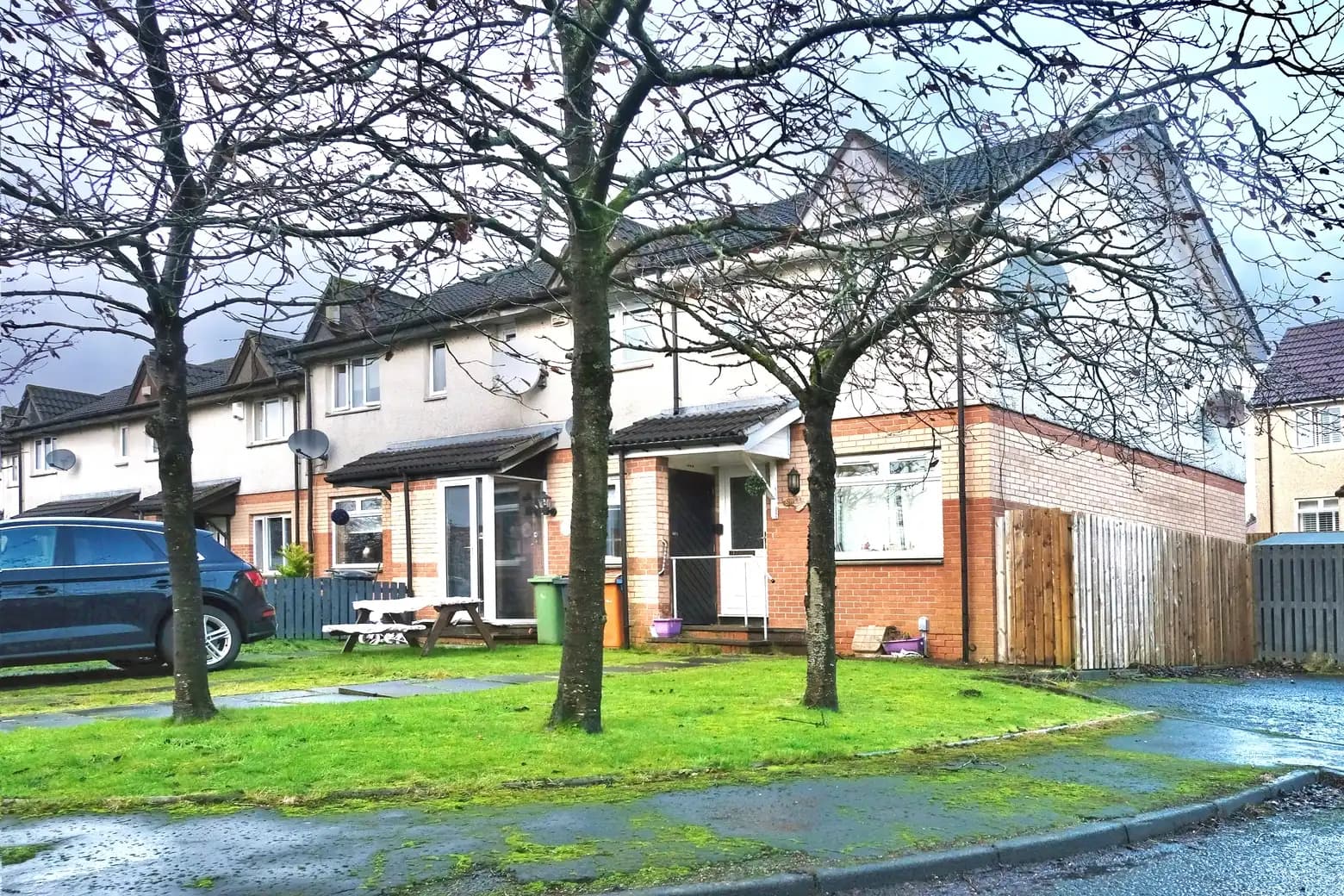 property photo 23 of 28