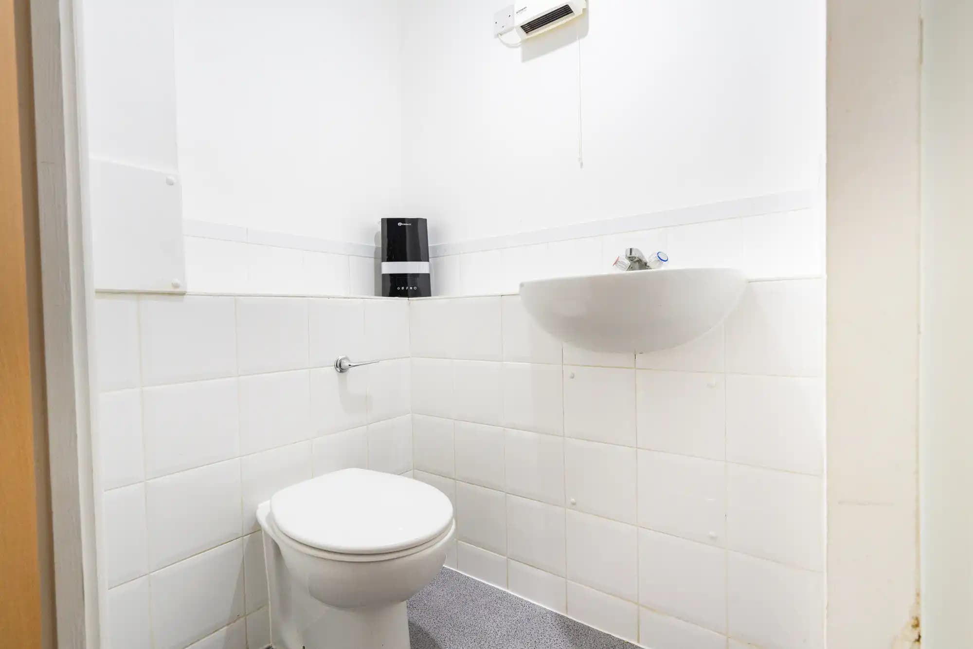 property photo 16 of 26