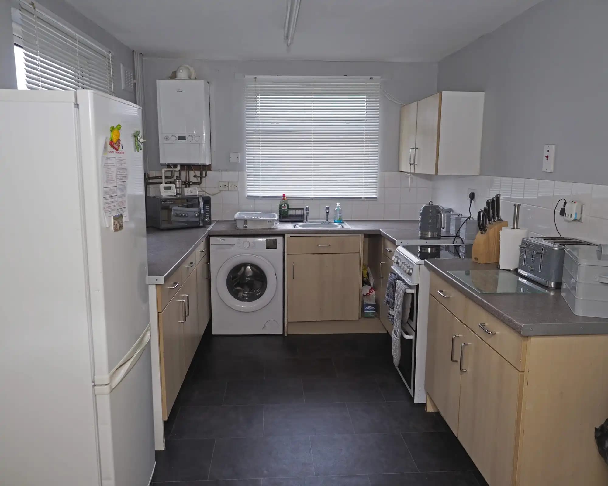 property photo 14 of 22