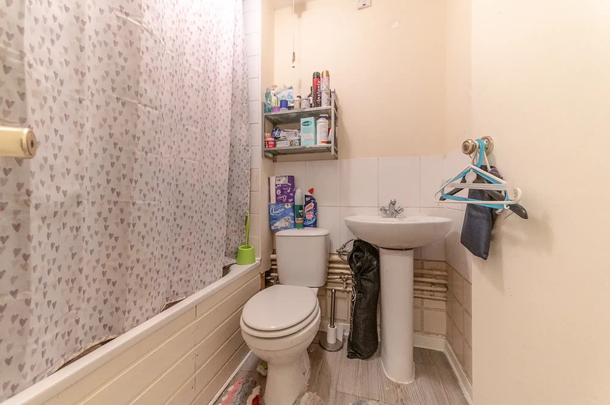 property photo 5 of 7