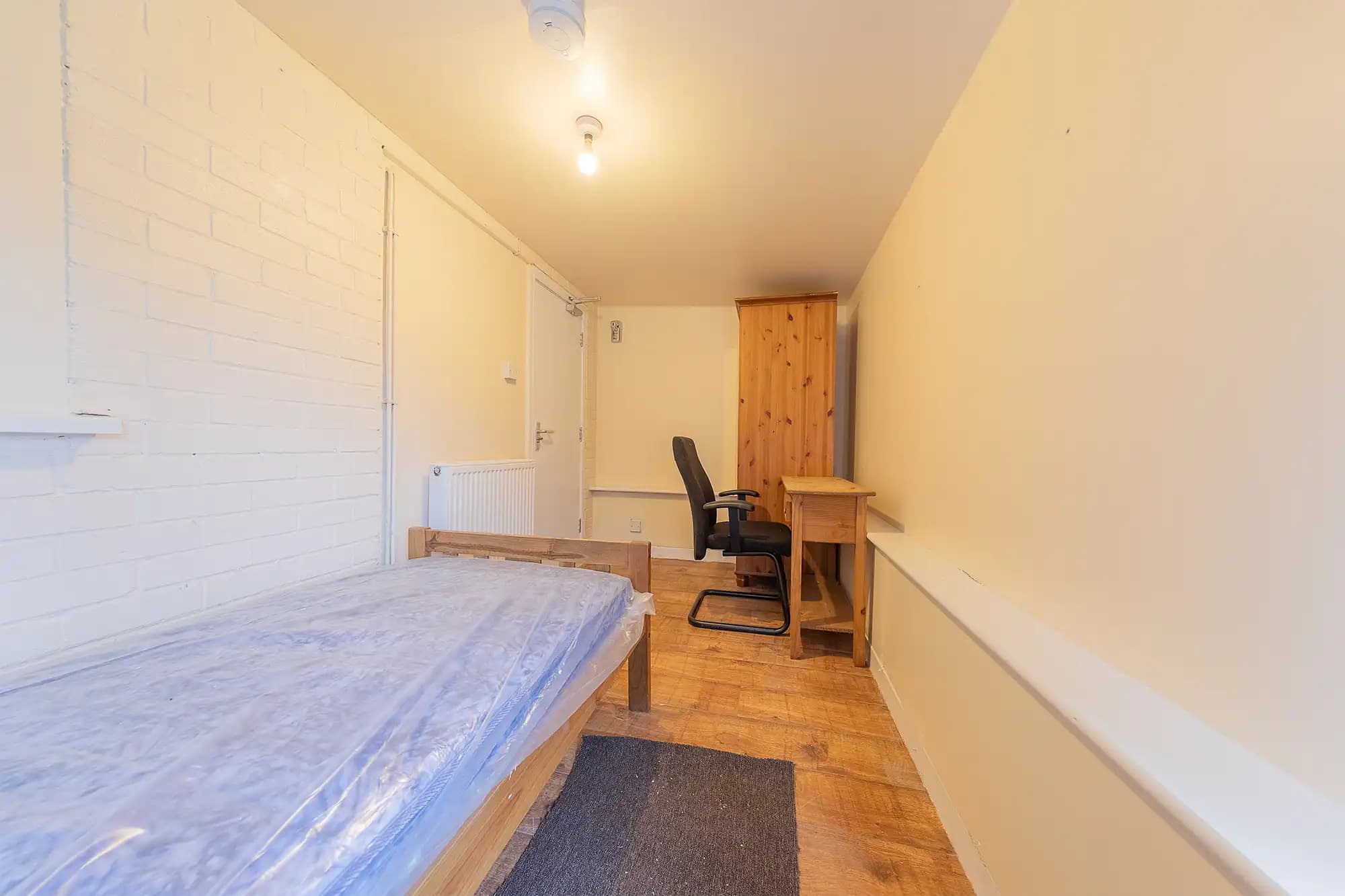 property photo 16 of 27