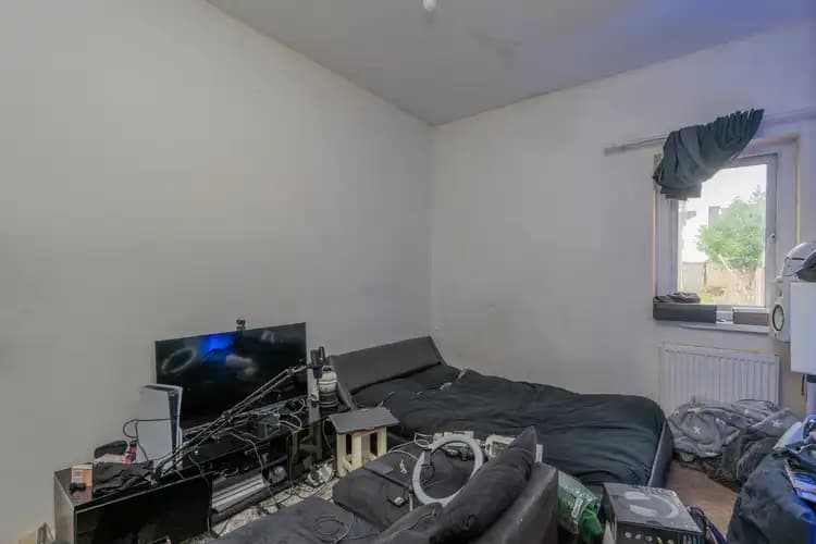 property photo 12 of 19