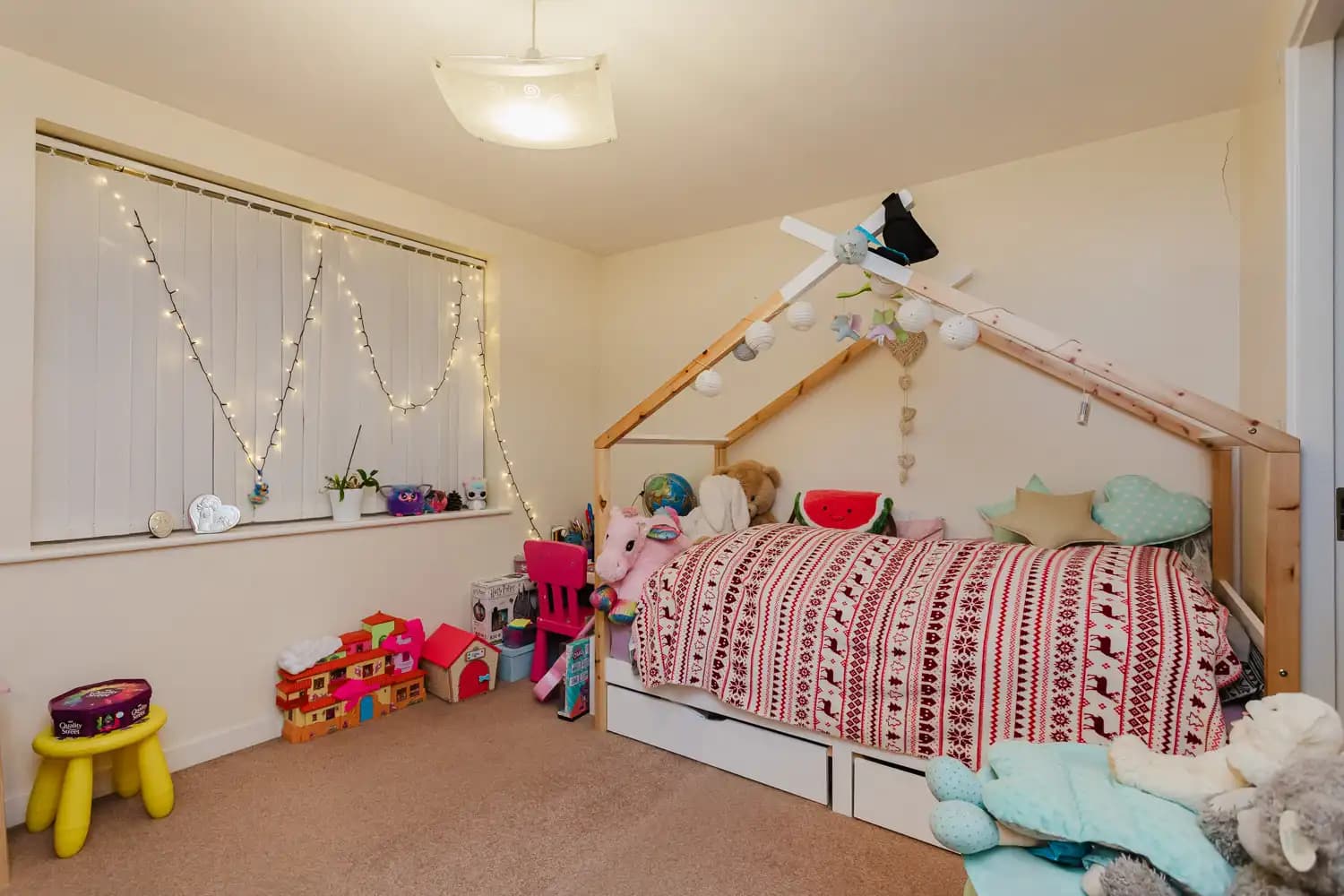 property photo 16 of 17