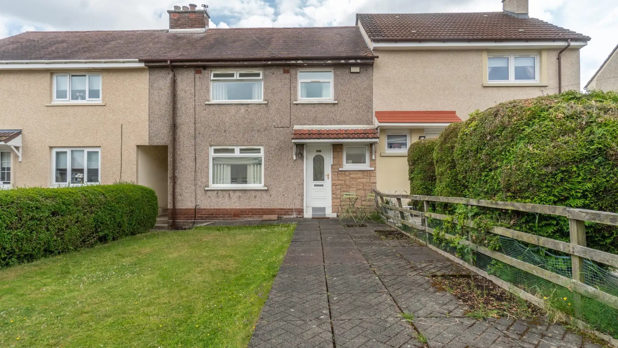 property photo 6 of 32