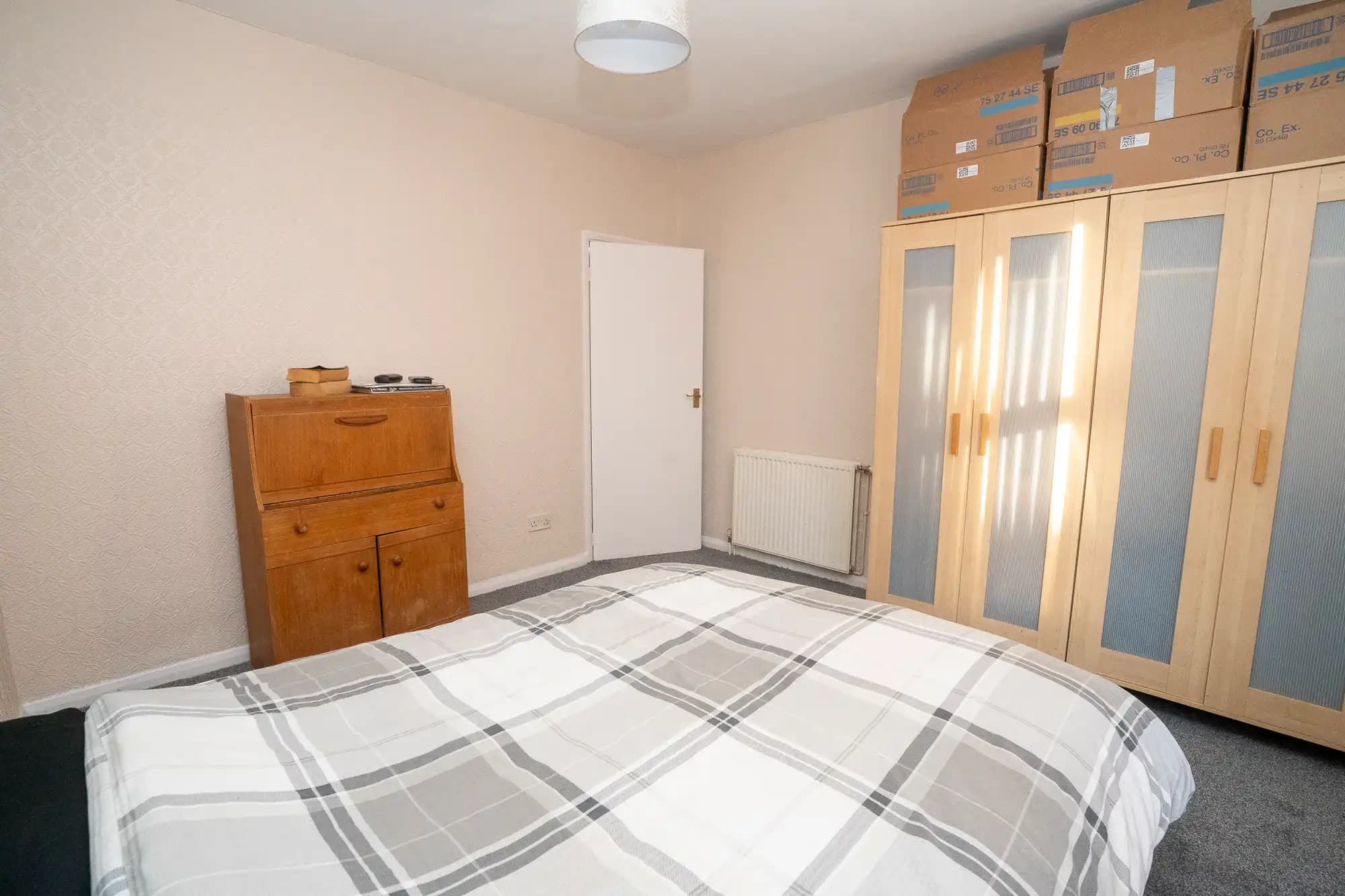 property photo 17 of 28