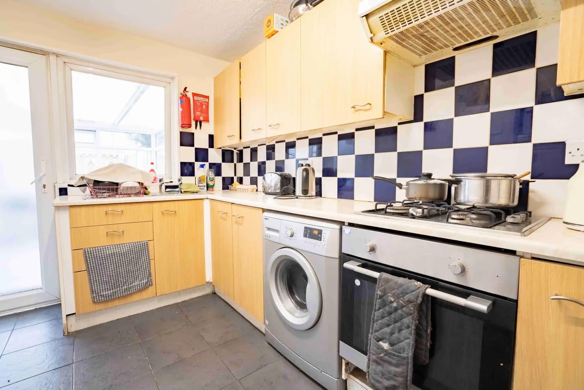 property photo 8 of 29