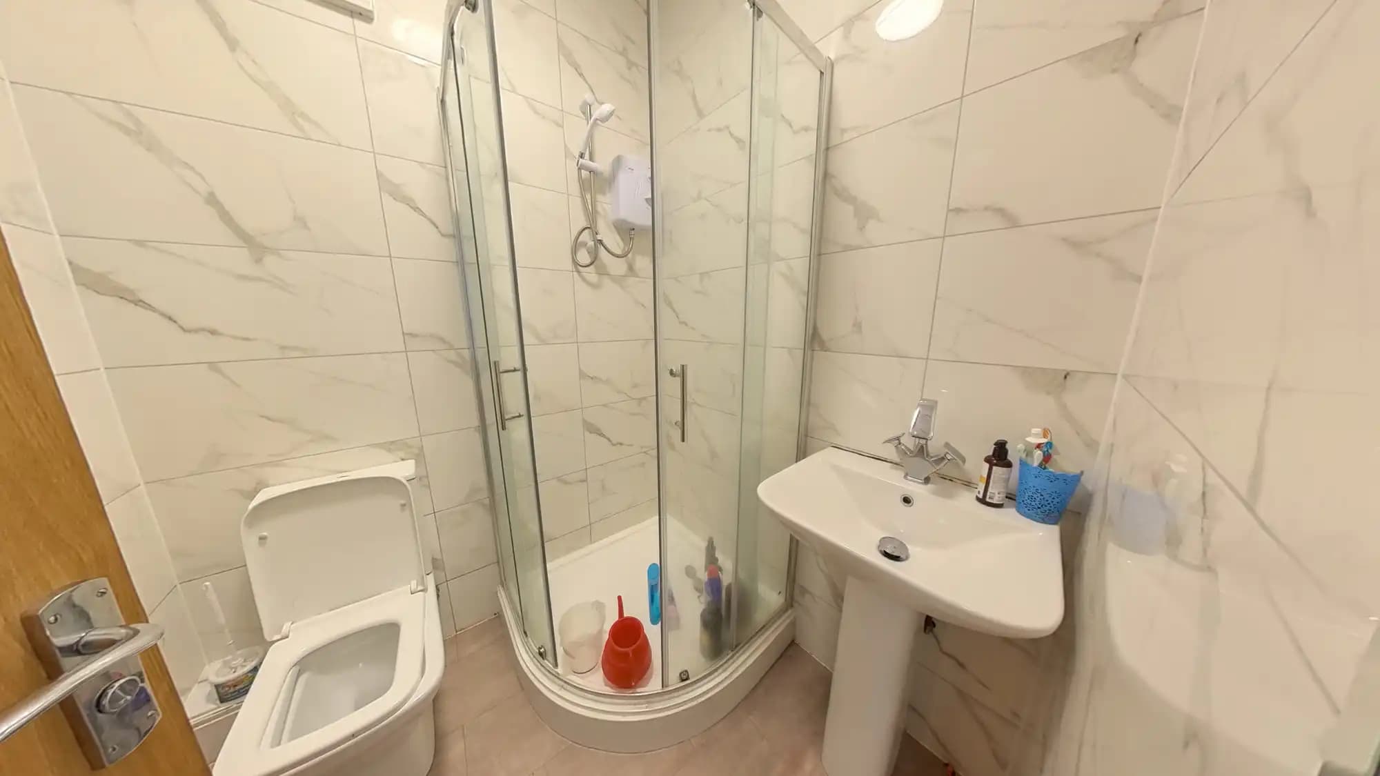 property photo 13 of 36