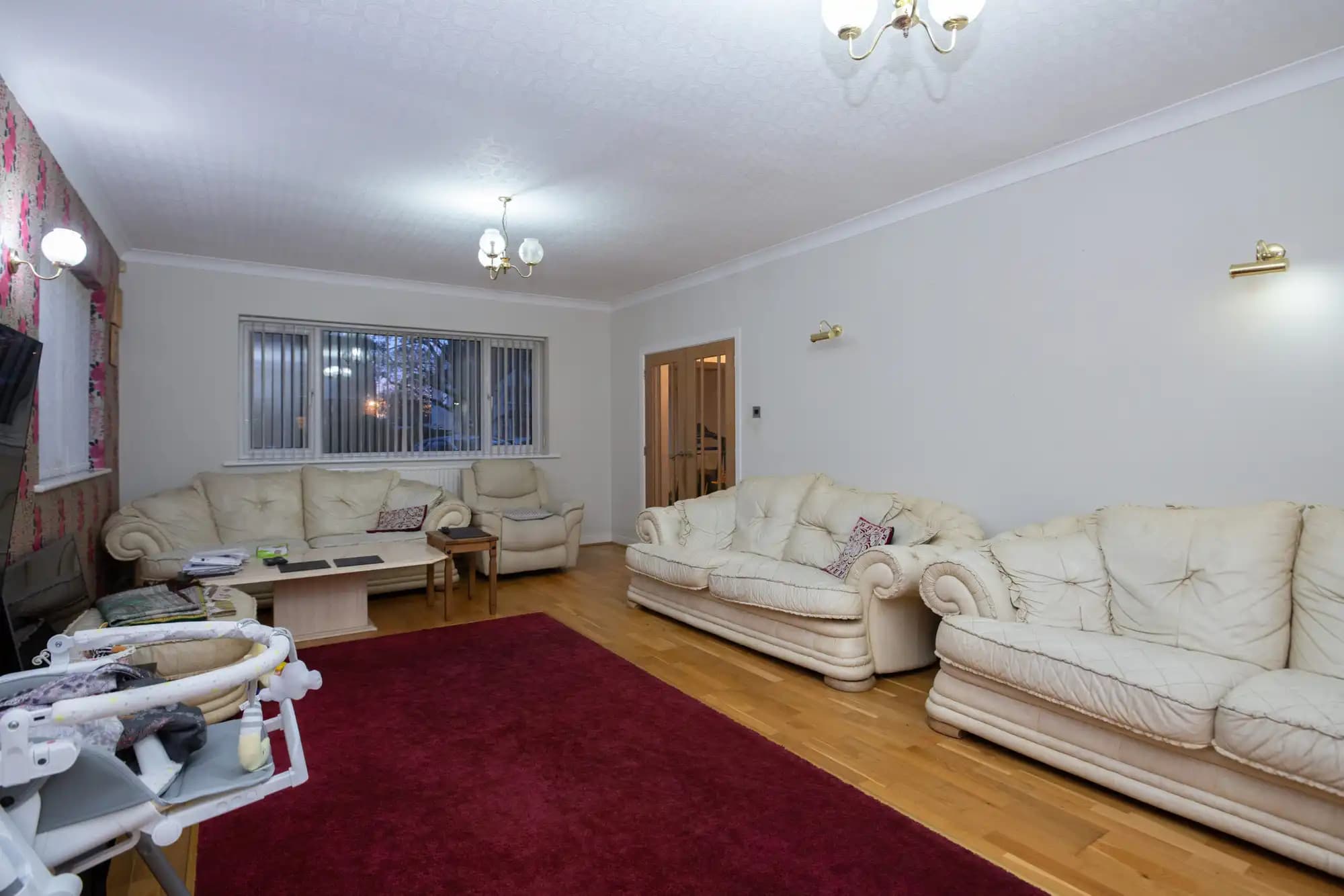 property photo 11 of 20