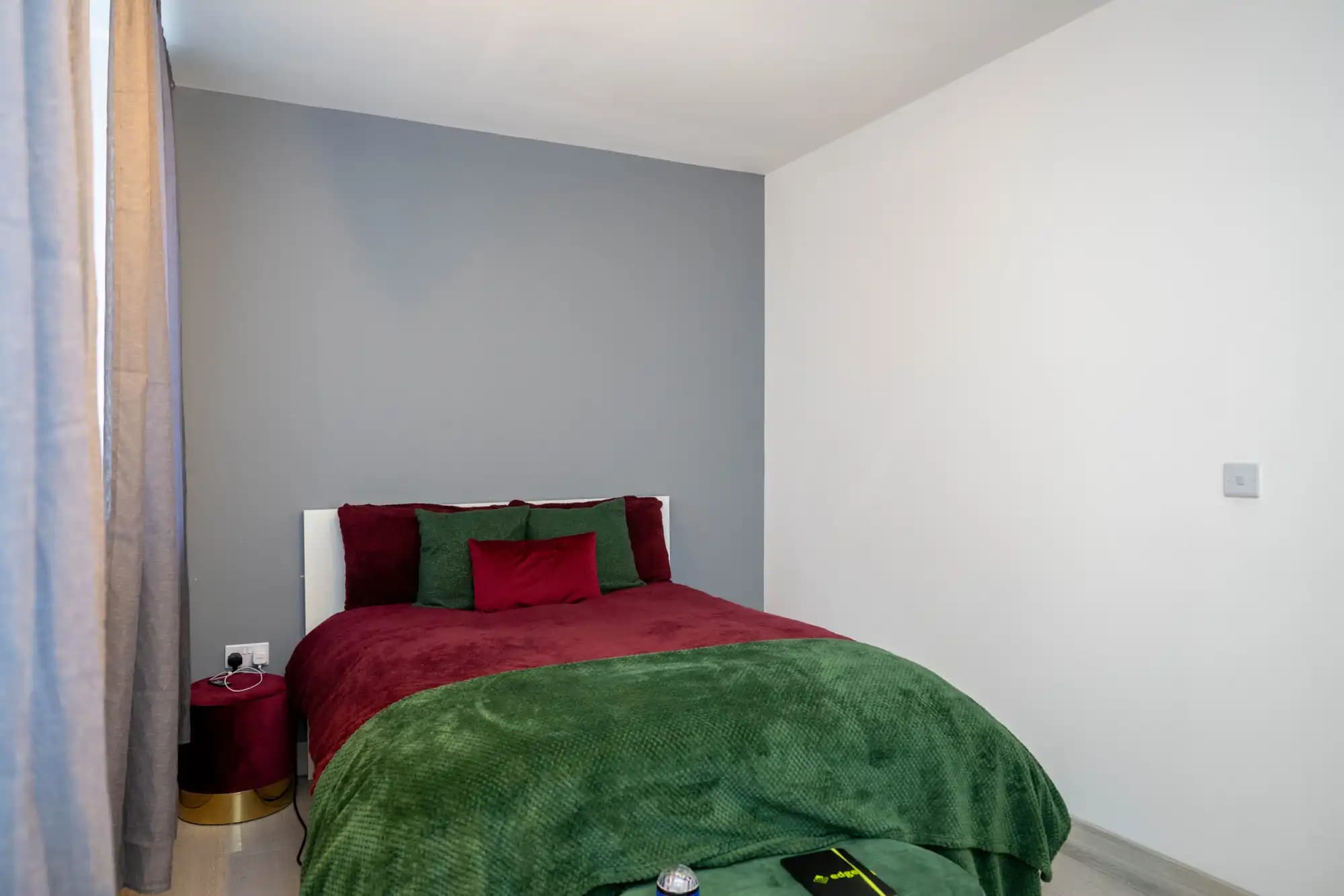 property photo 14 of 38