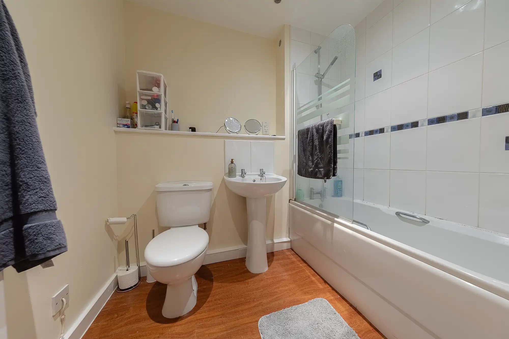 property photo 10 of 15