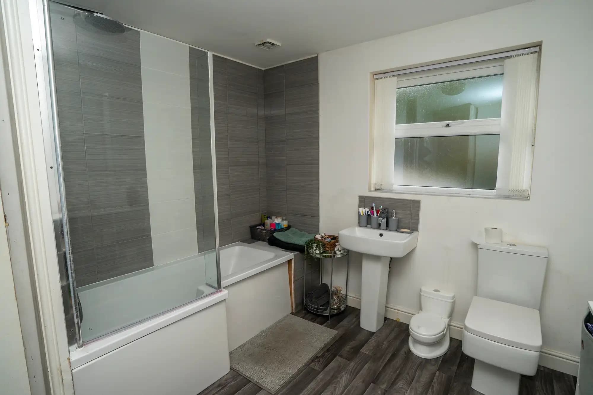 property photo 10 of 13