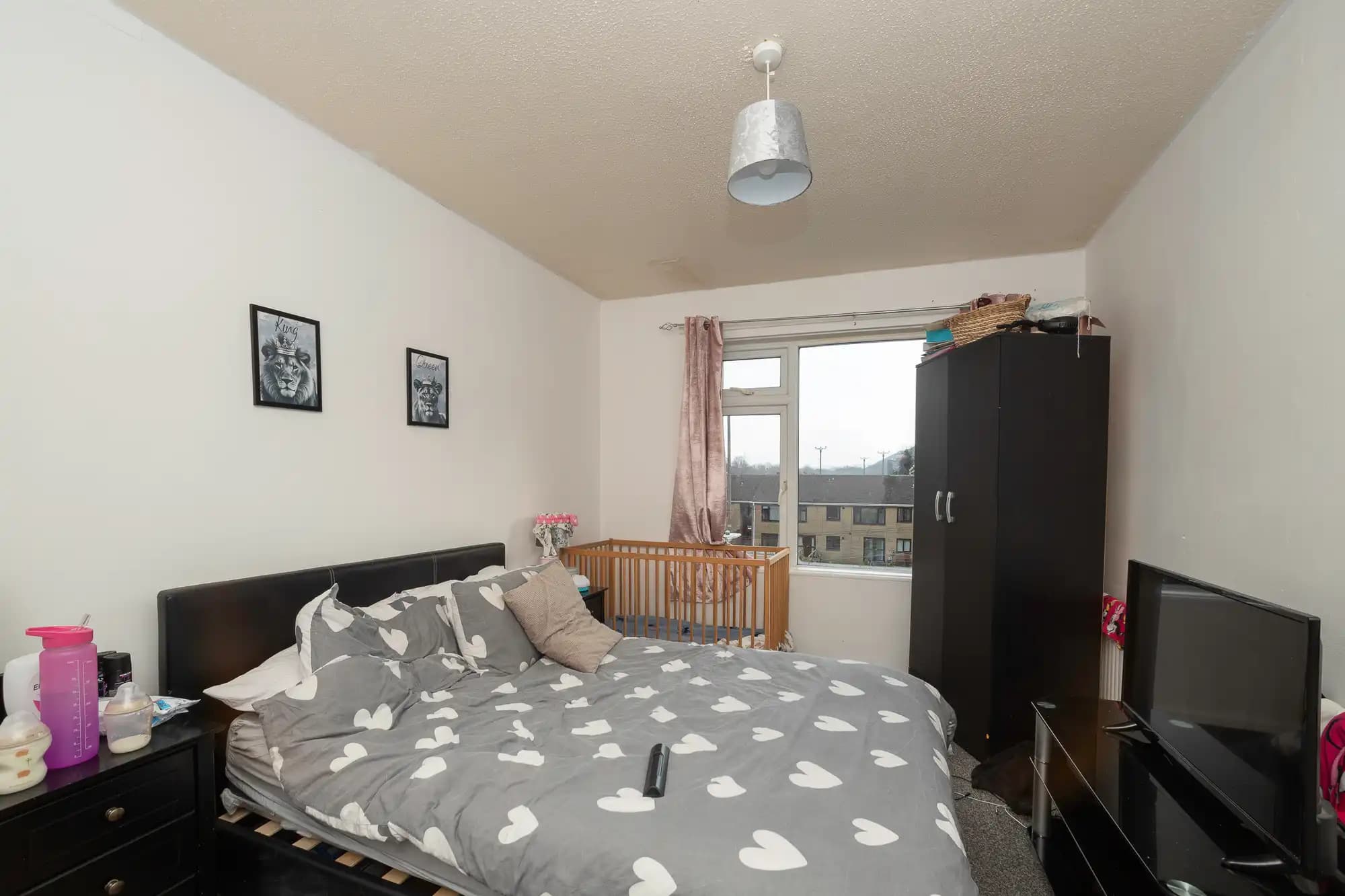 property photo 11 of 13