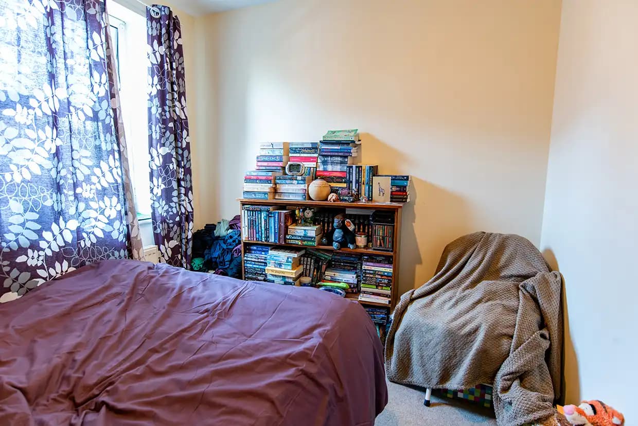 property photo 8 of 16
