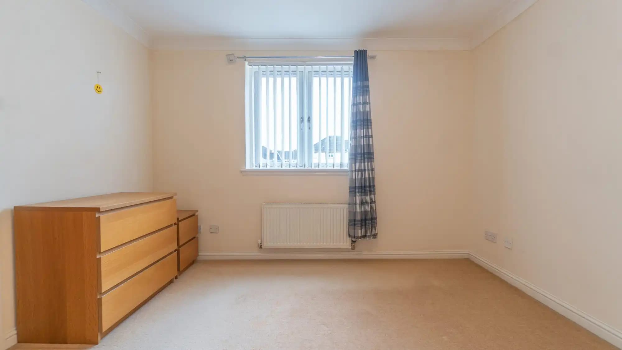 property photo 16 of 24