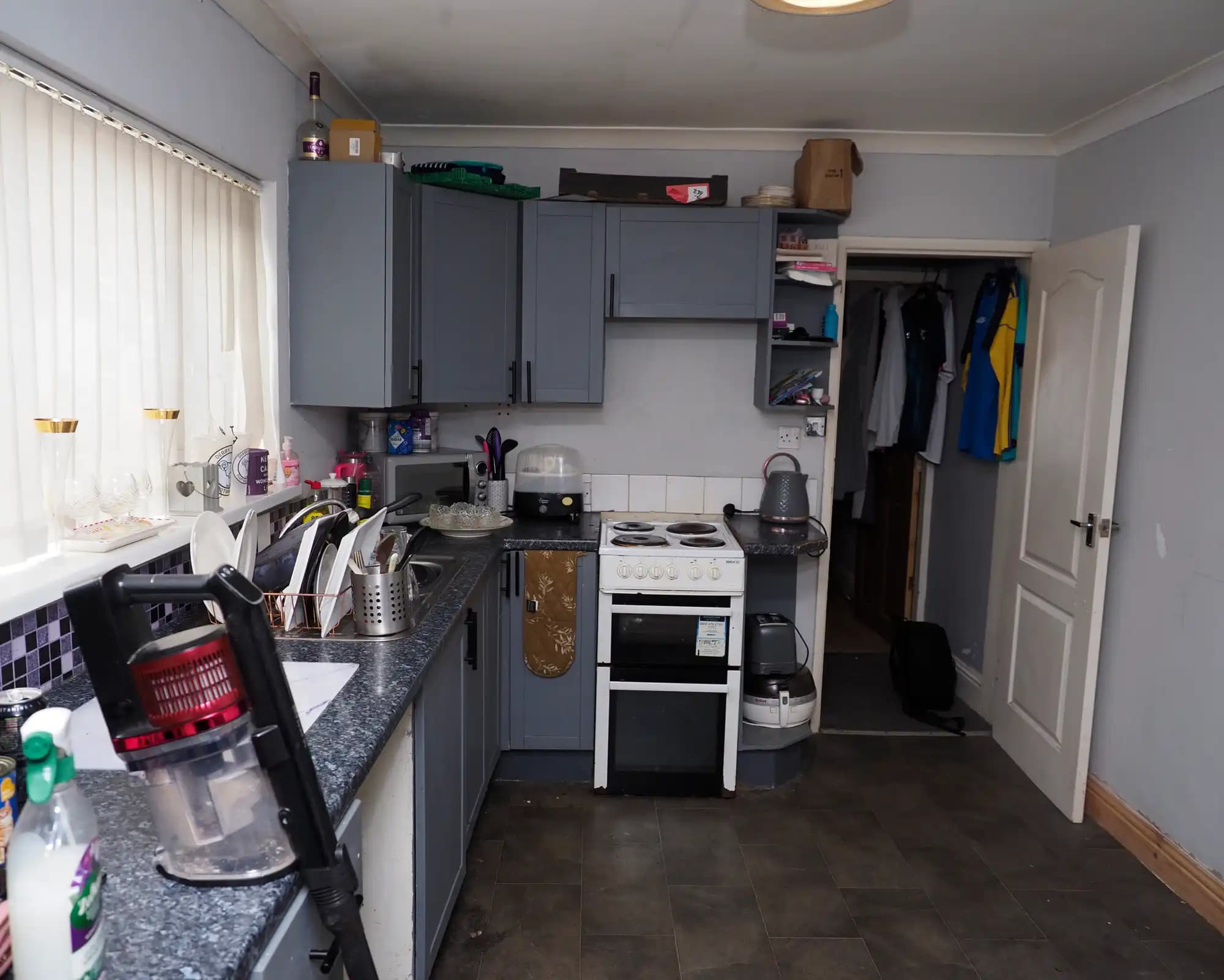 property photo 10 of 21