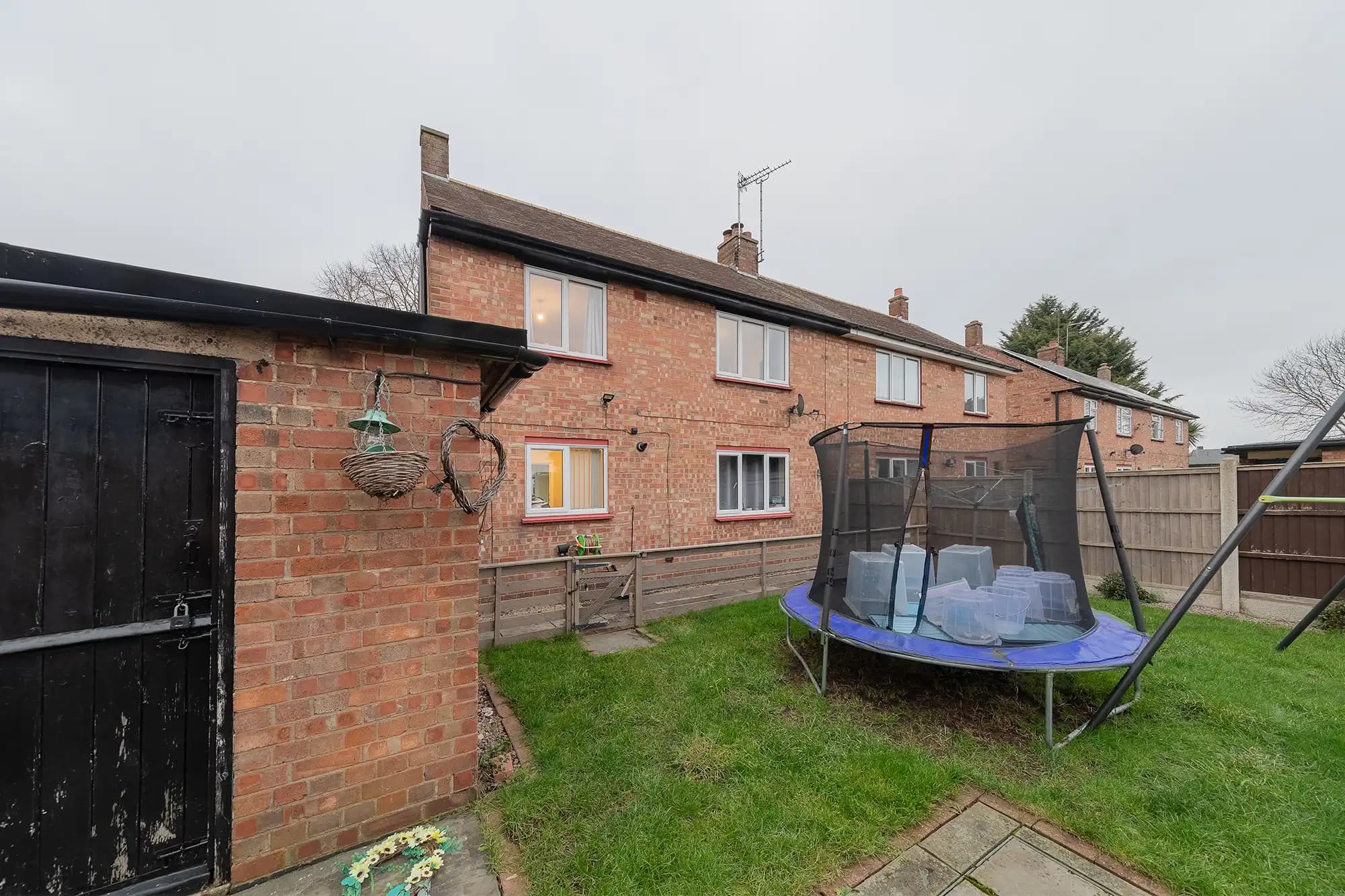 property photo 20 of 25