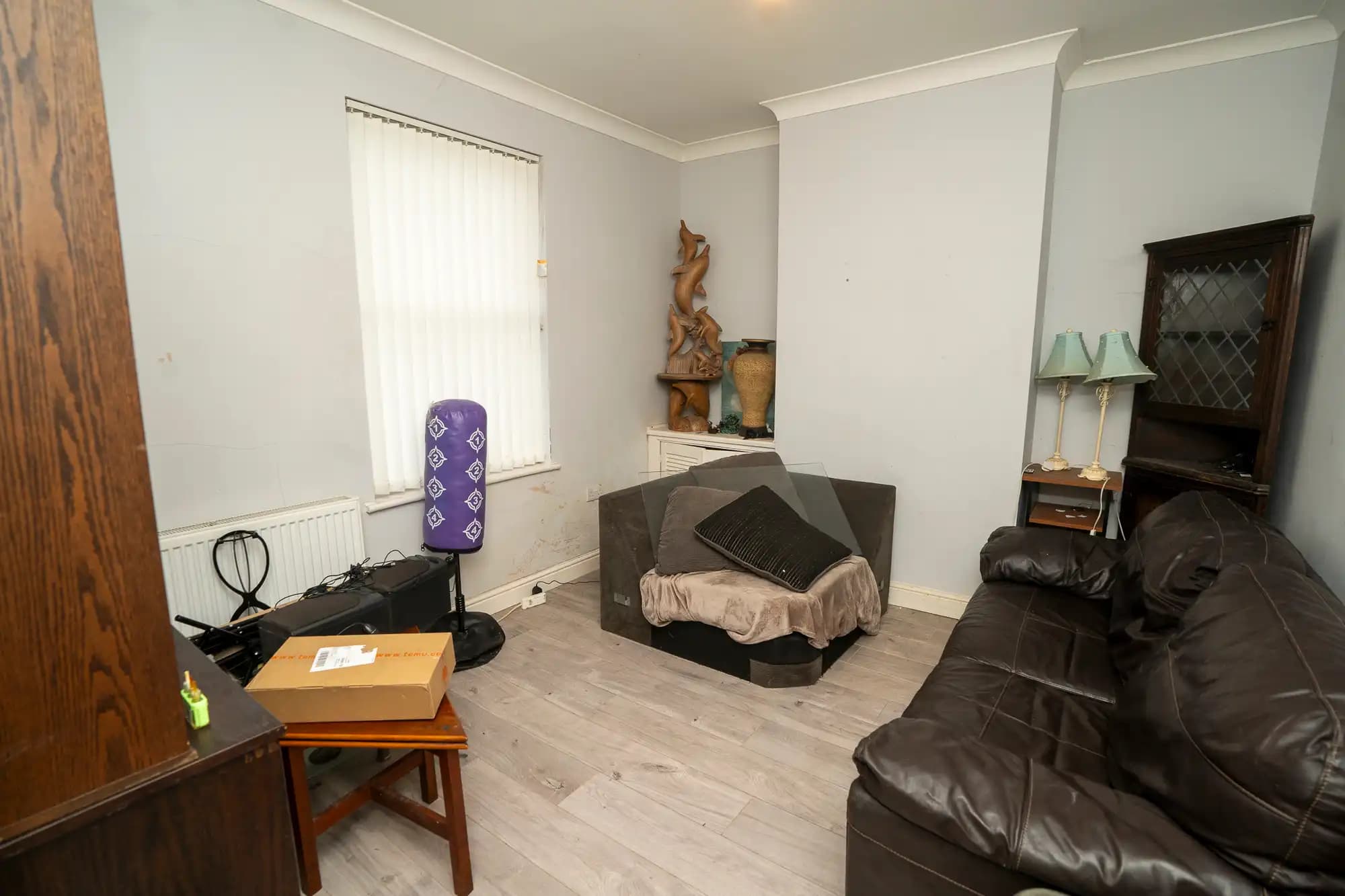 property photo 6 of 12