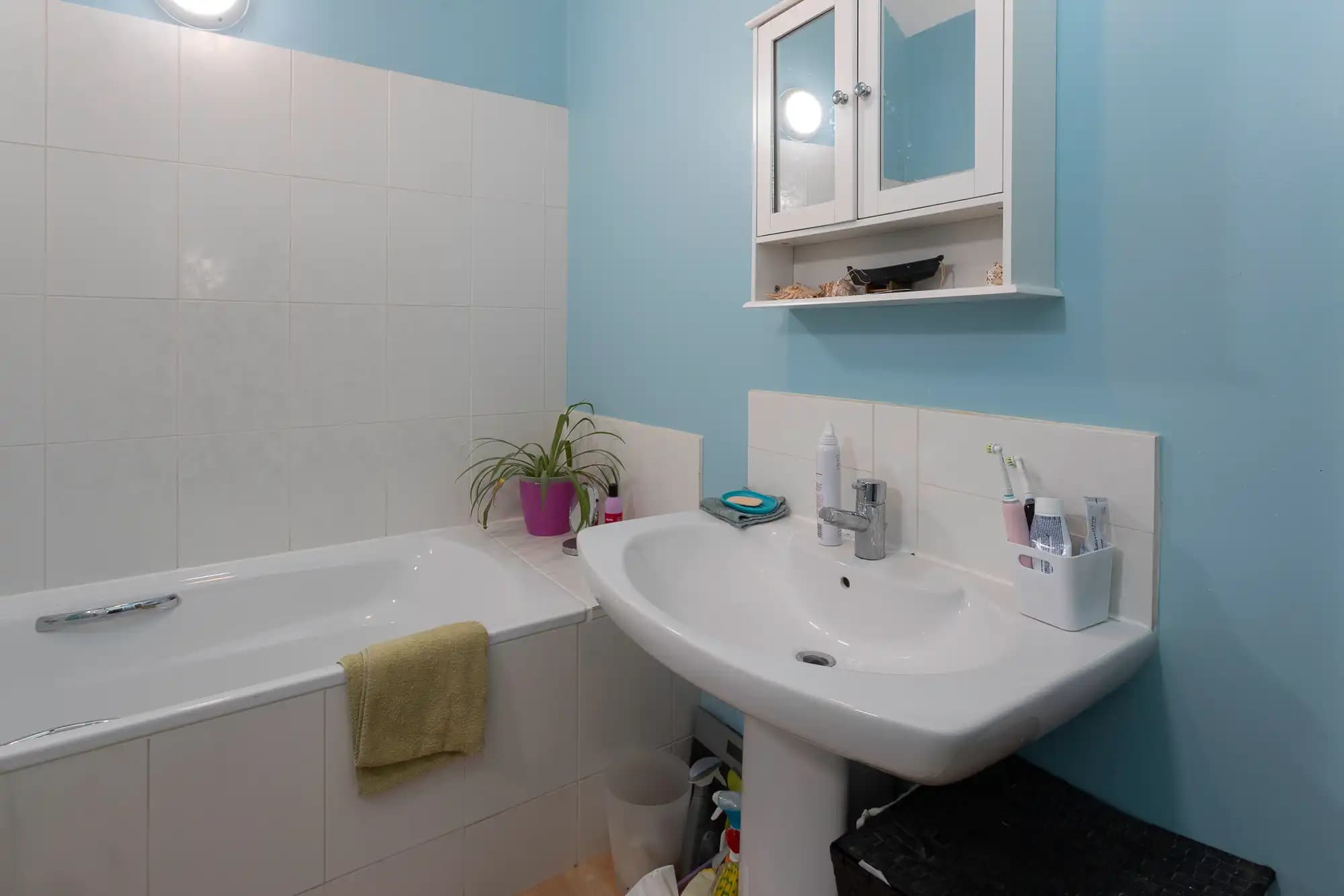 property photo 4 of 22