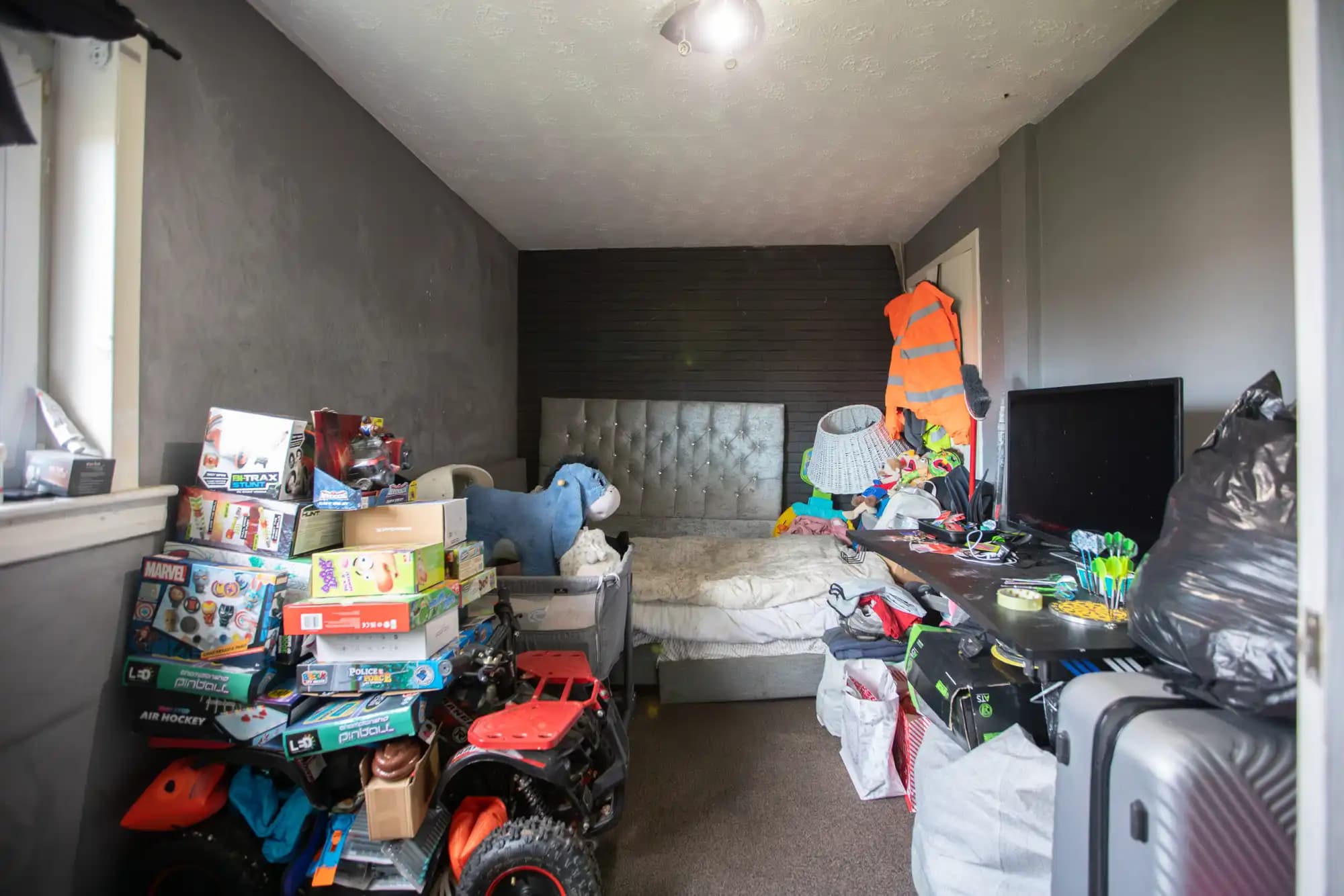 property photo 27 of 32