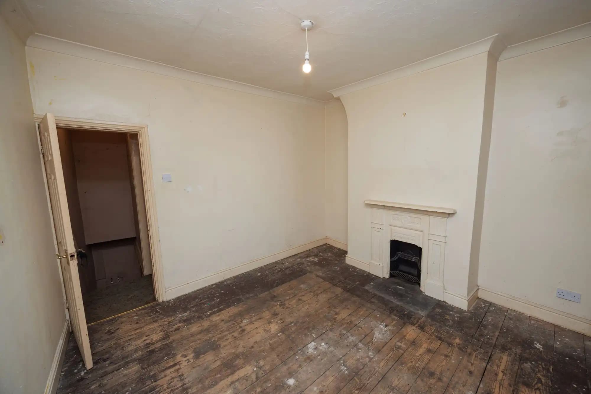 property photo 20 of 26