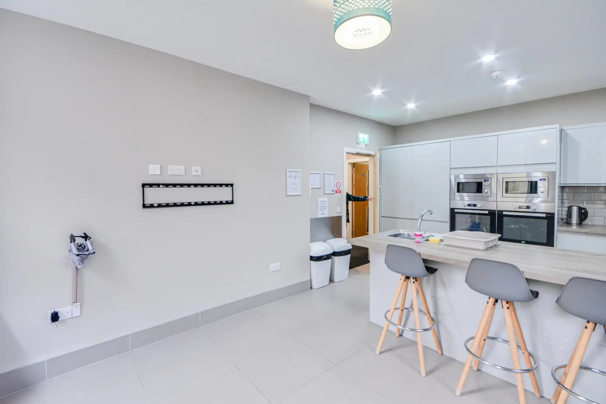 property photo 44 of 90