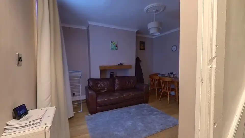 property photo 4 of 19