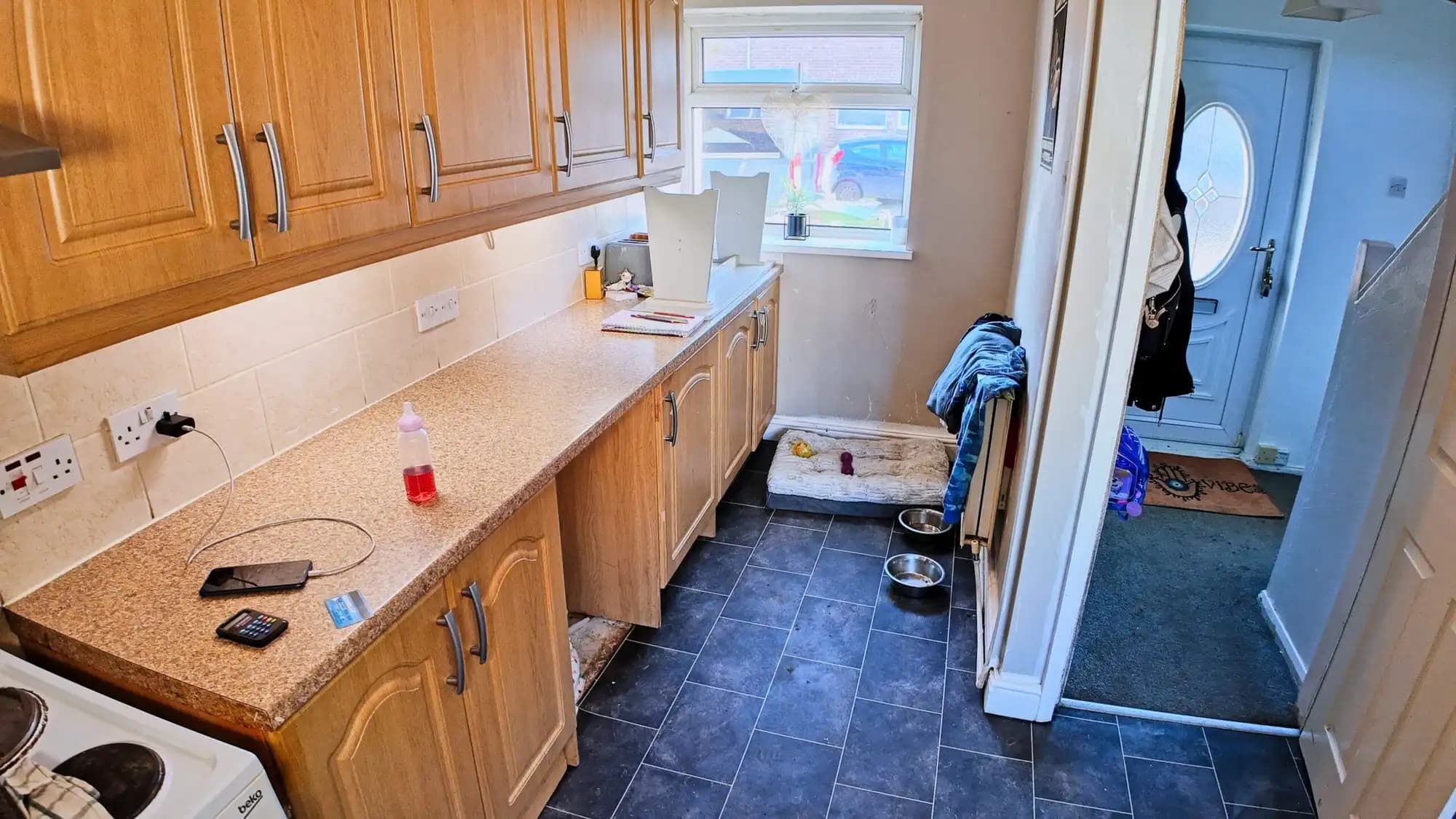 property photo 6 of 16