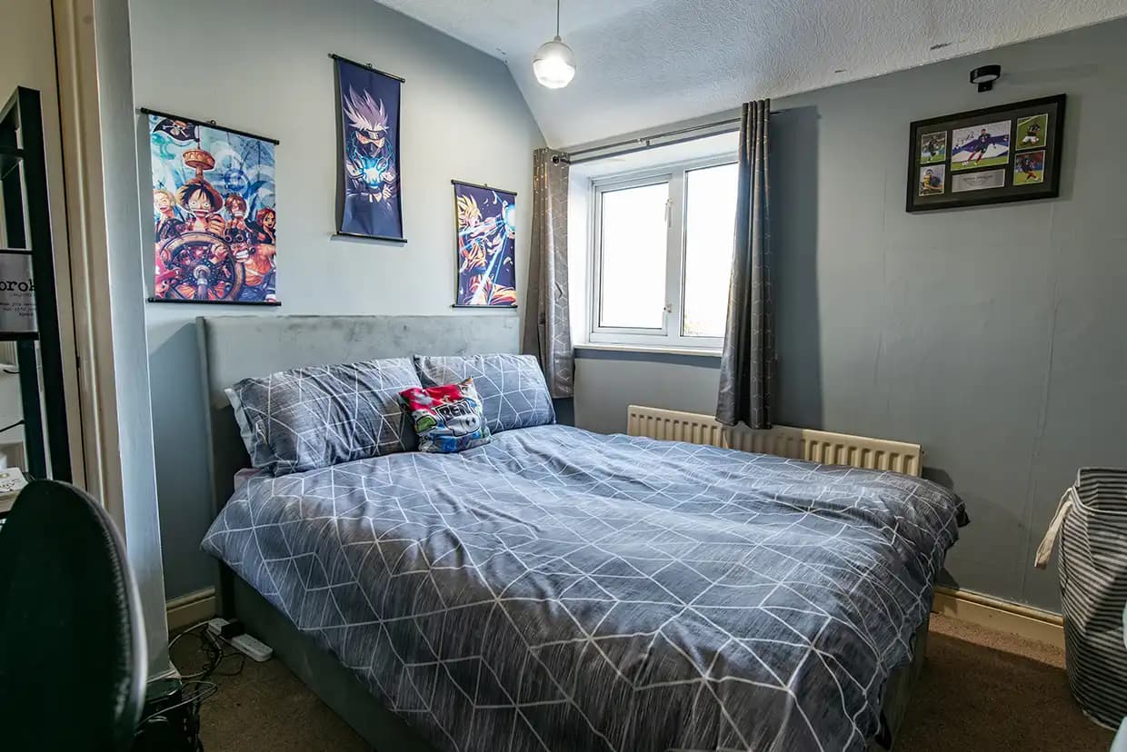property photo 13 of 19