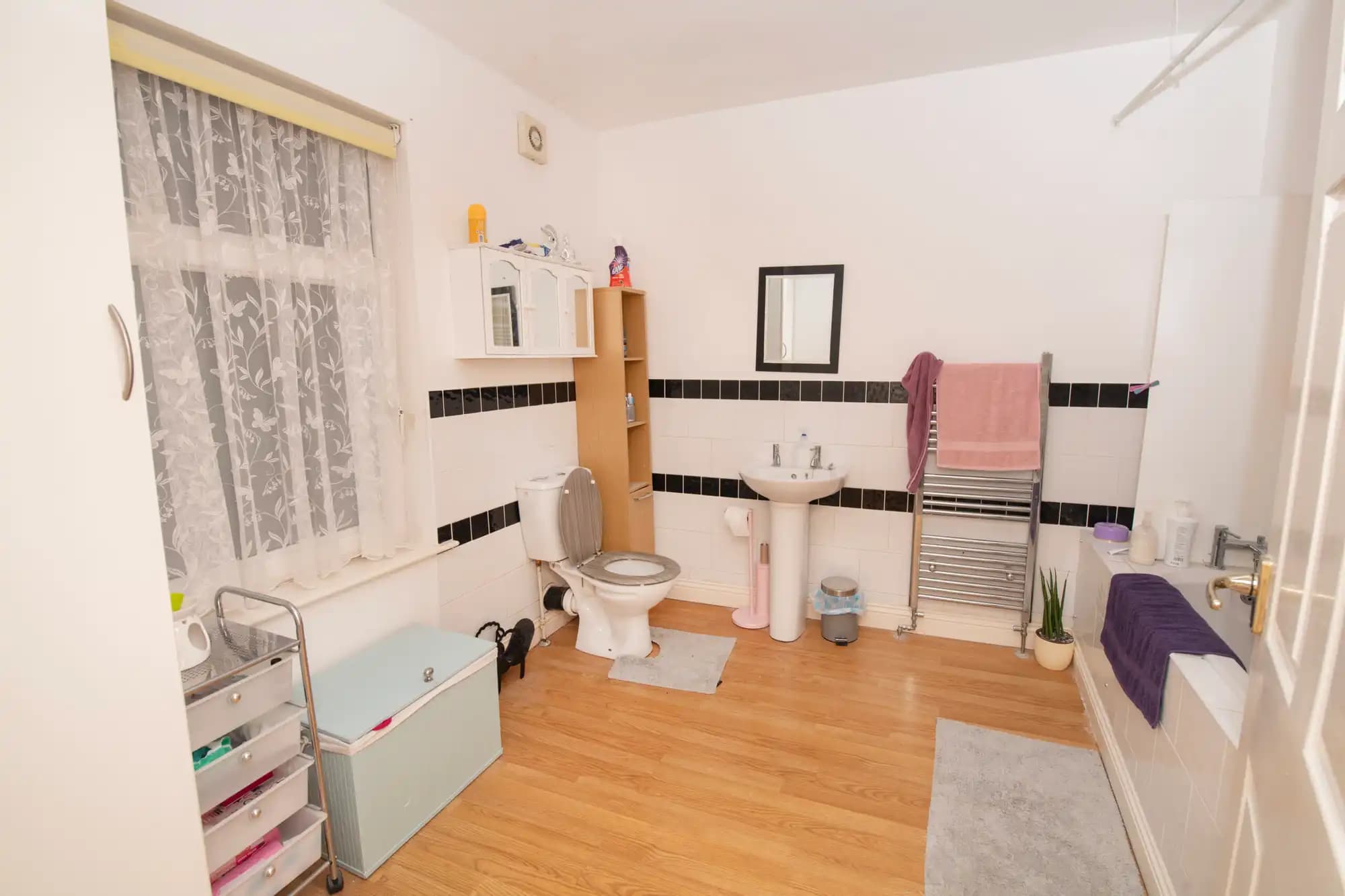 property photo 12 of 22