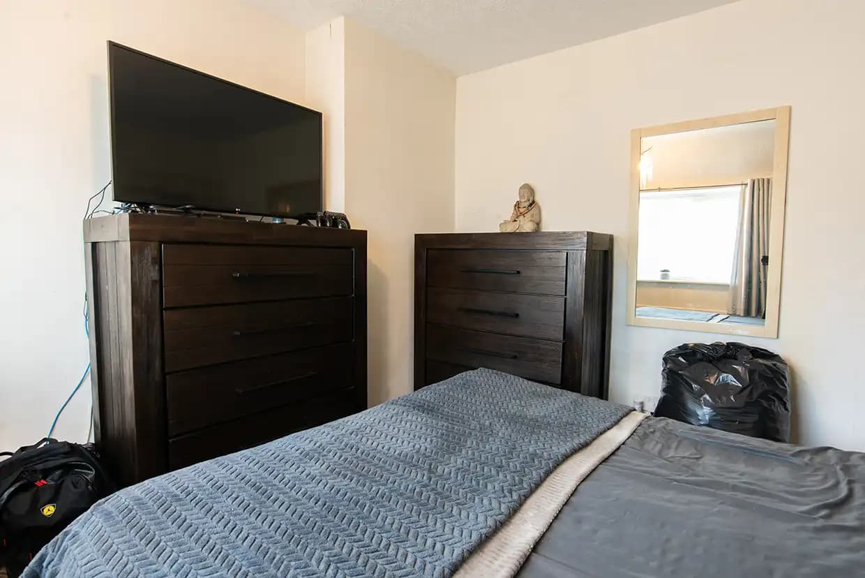 property photo 17 of 19
