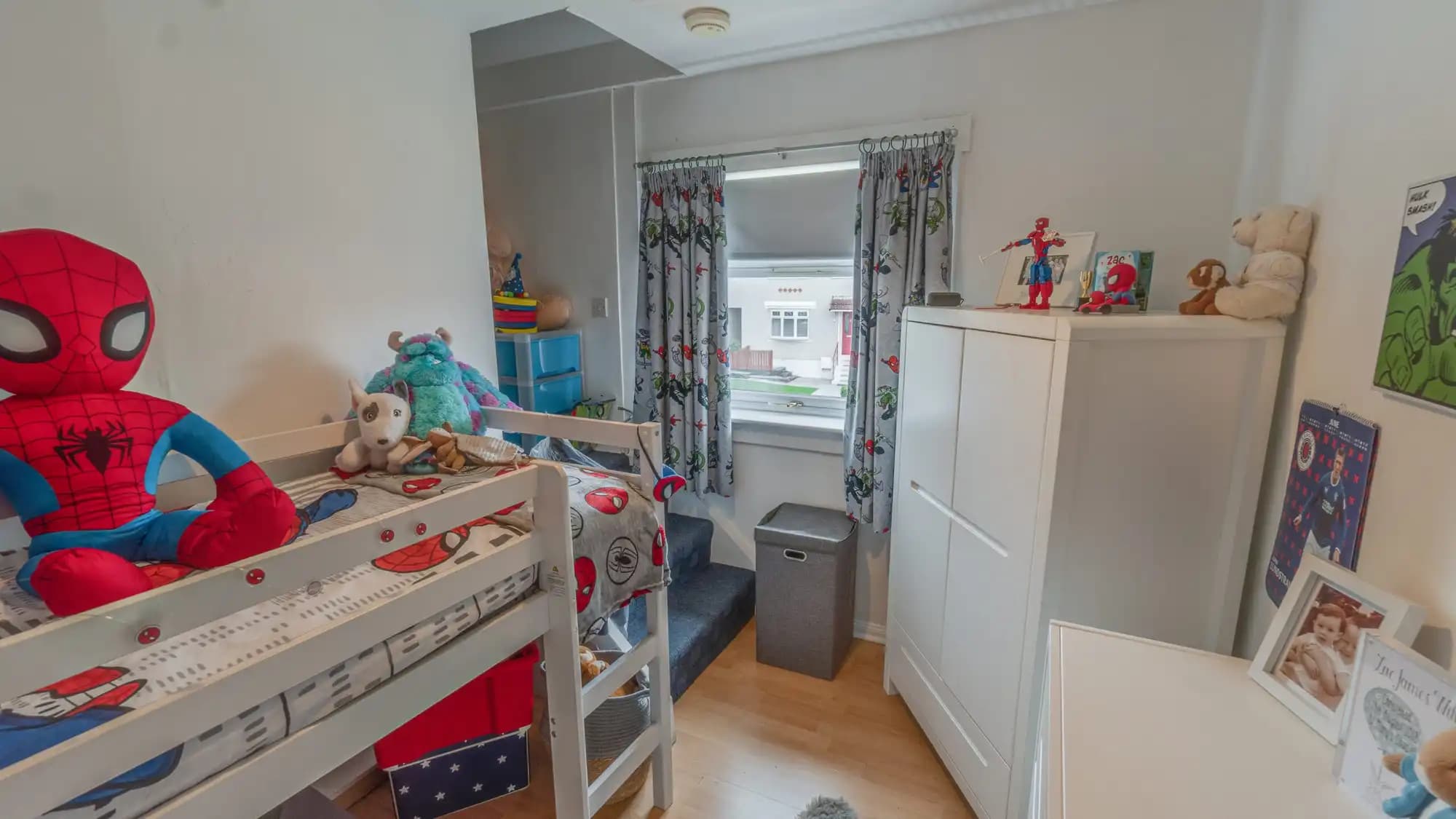 property photo 17 of 32
