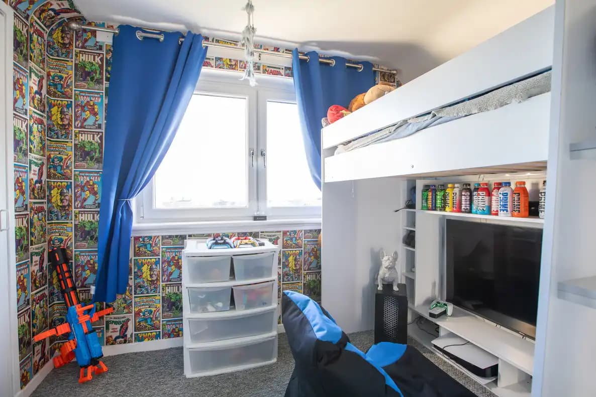 property photo 2 of 35