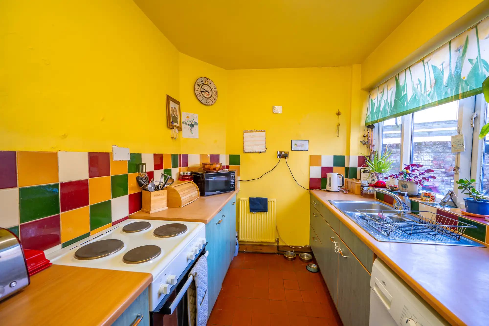 property photo 17 of 42