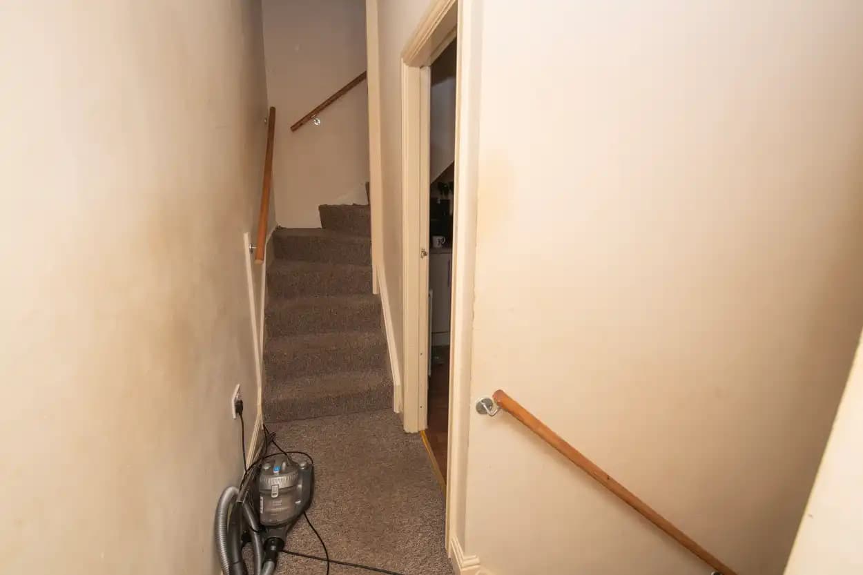property photo 17 of 24