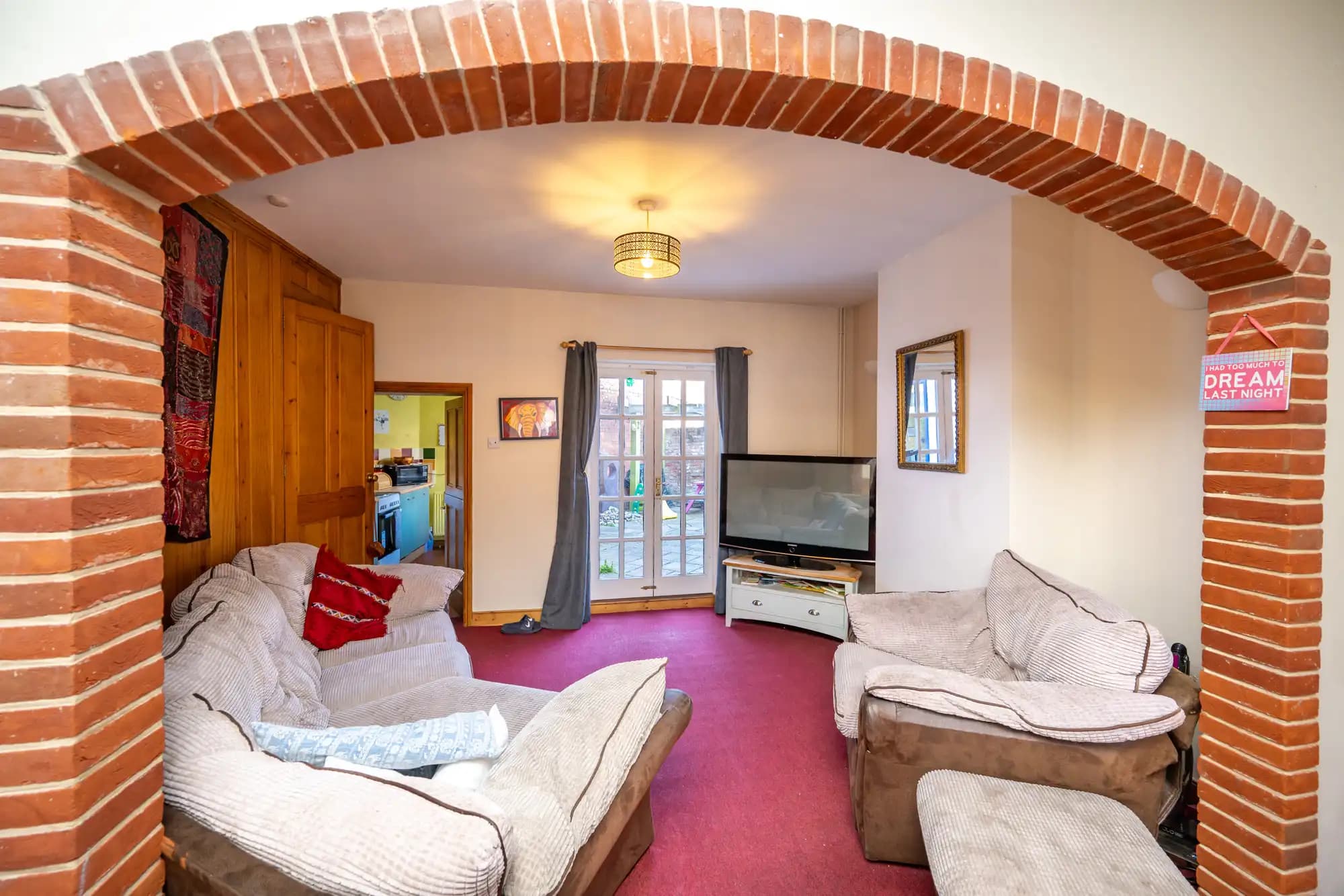 property photo 4 of 42
