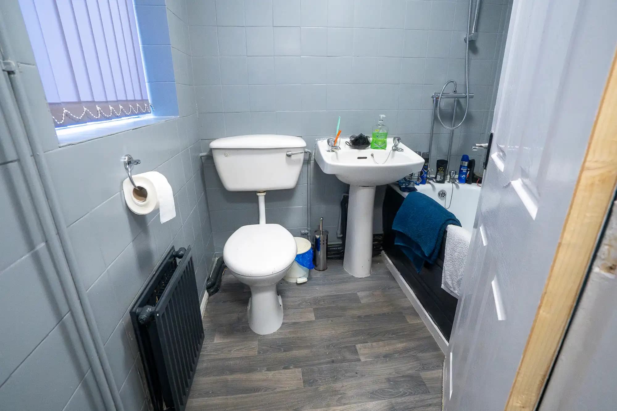 property photo 18 of 28