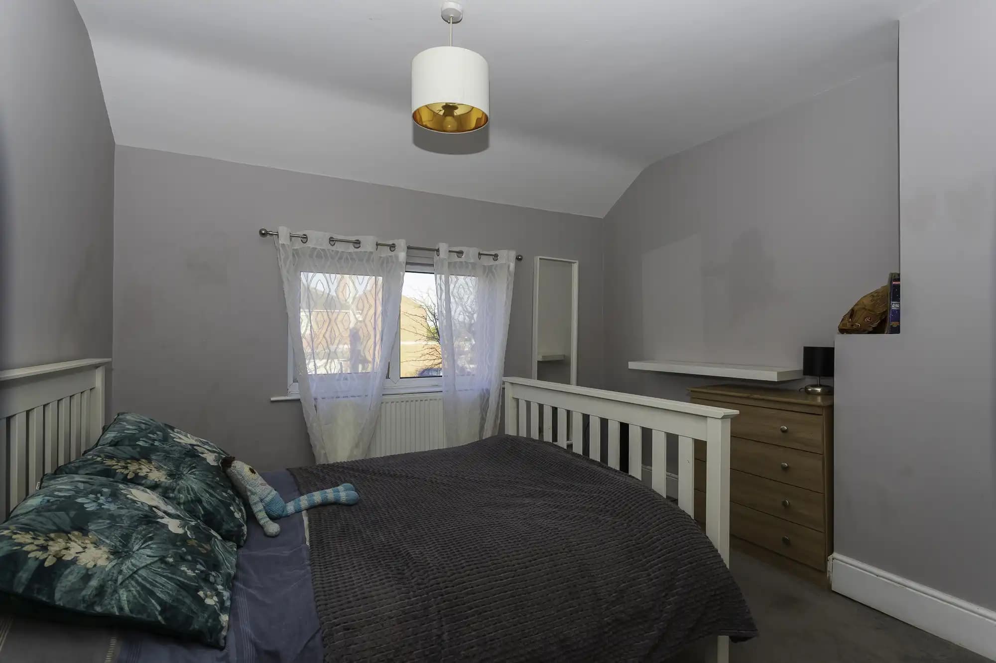 property photo 6 of 22