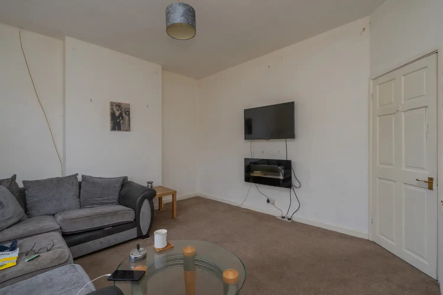 property photo 7 of 16